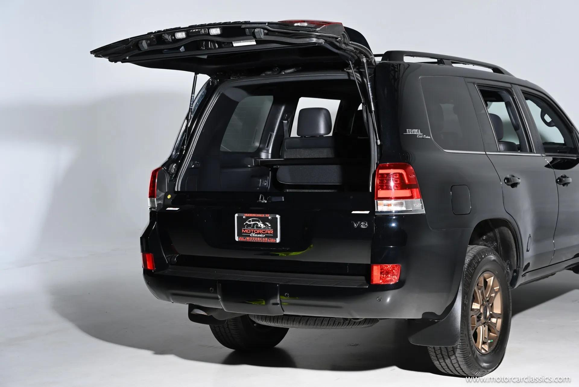 2020 Toyota Land Cruiser Heritage Edition