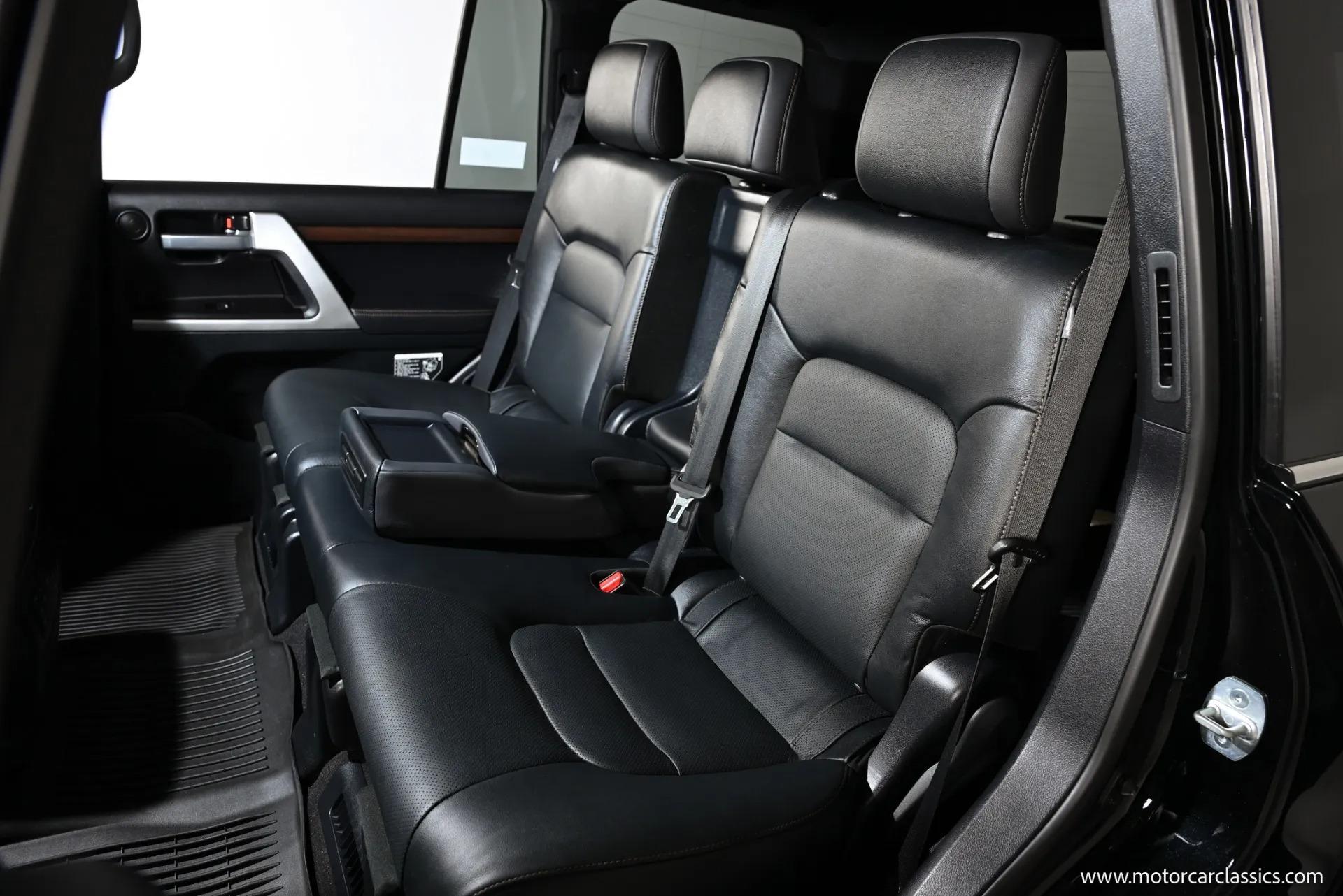 2020 Toyota Land Cruiser Heritage Edition