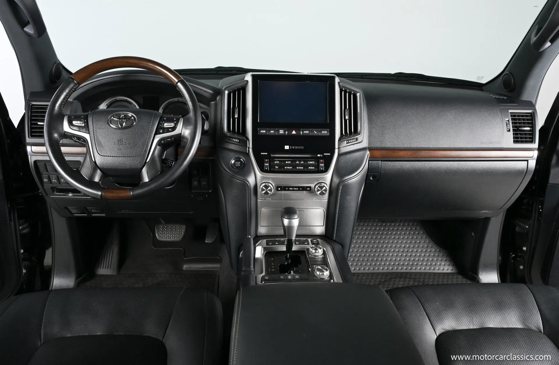 2020 Toyota Land Cruiser Heritage Edition