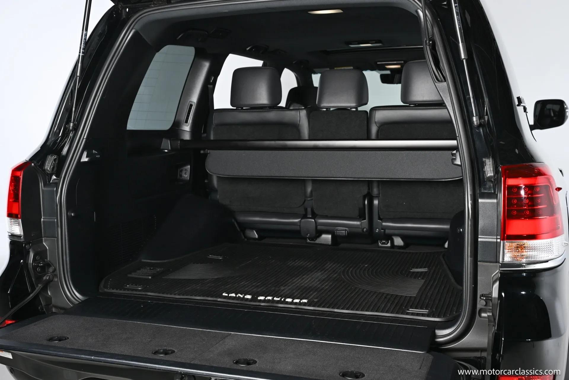 2020 Toyota Land Cruiser Heritage Edition