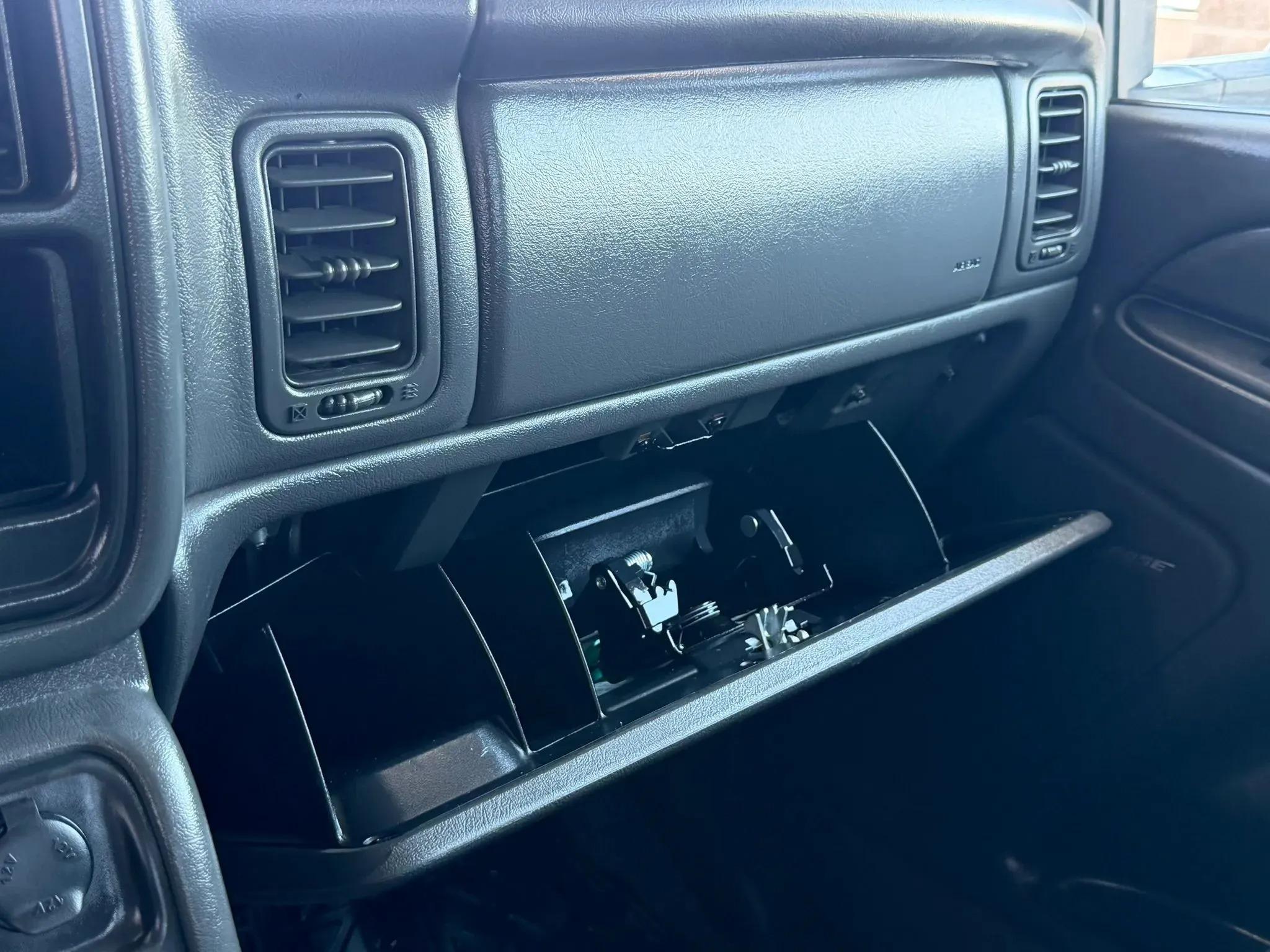 2004 Chevrolet Silverado 2500HD LT