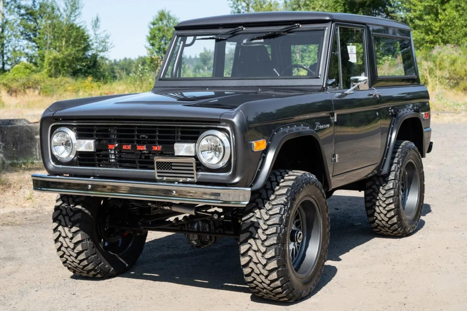 1972 Ford Bronco - 3