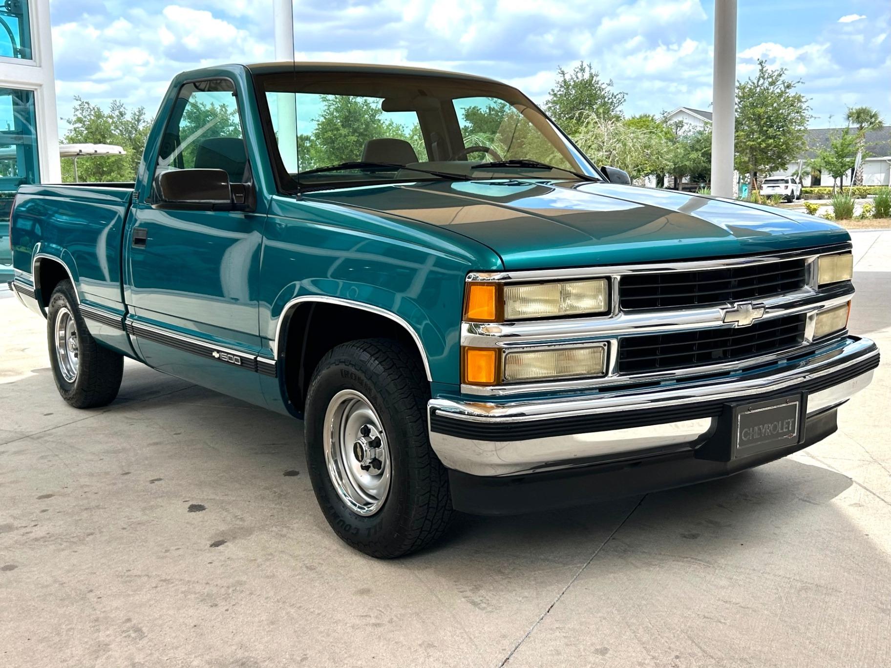 1995 Chevrolet 1500 Cheyenne - 3
