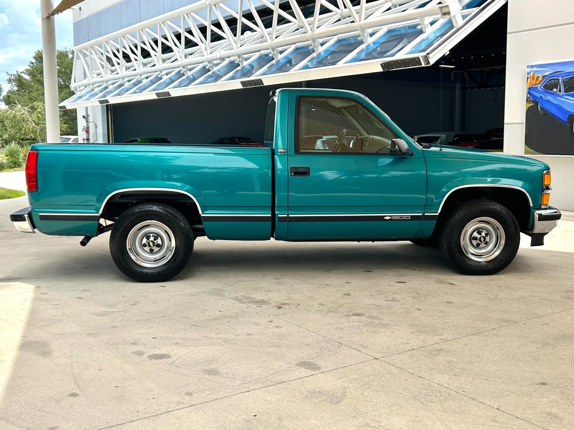 1995 Chevrolet 1500 Cheyenne - 4
