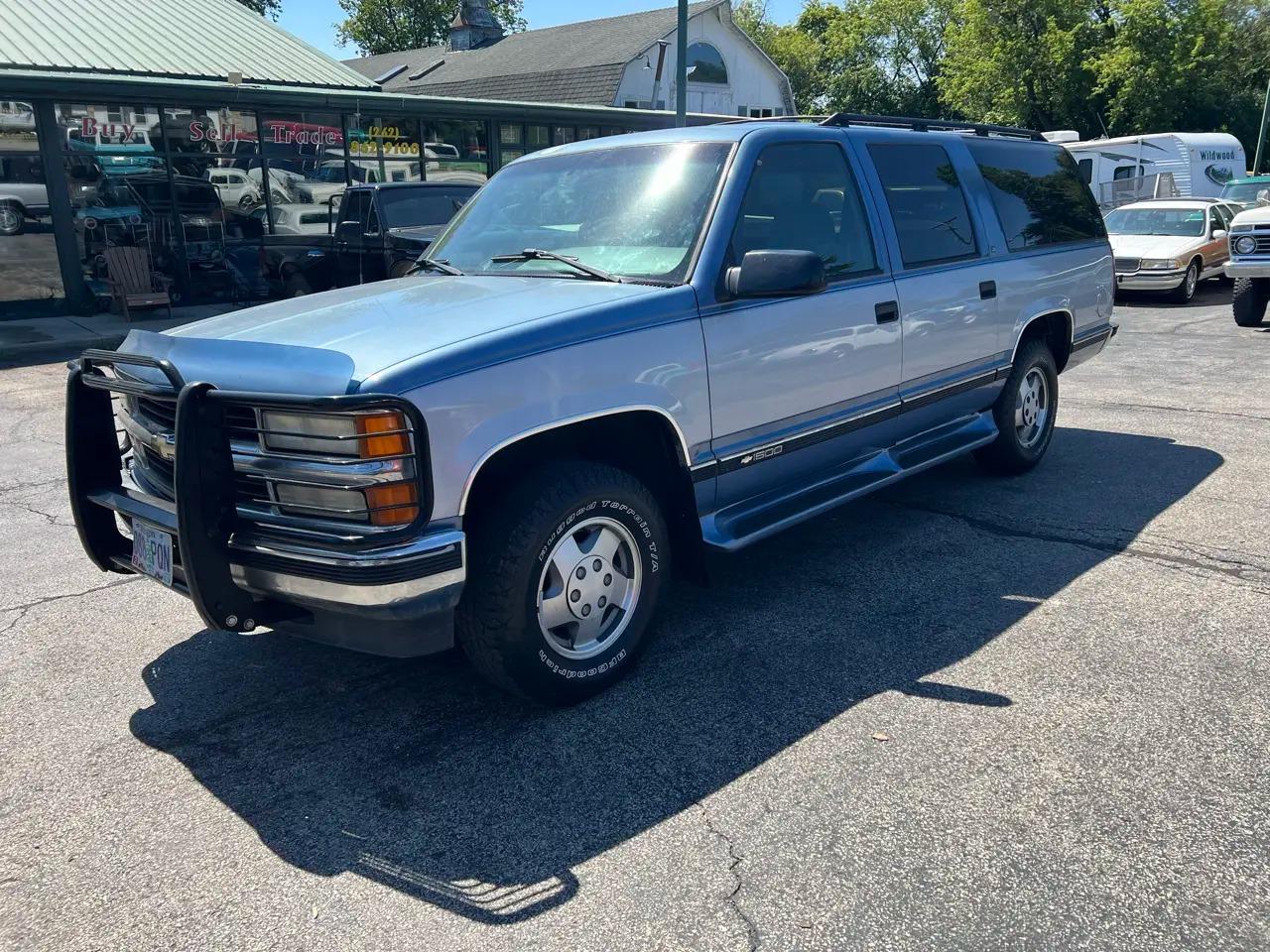  Chevrolet Suburban