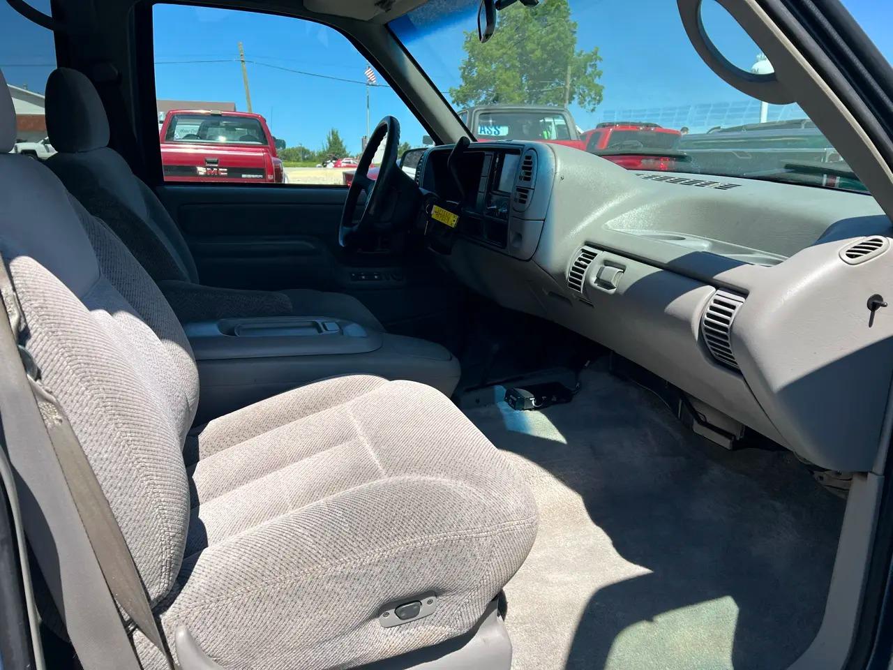1995 Chevrolet Suburban 1500 4WD