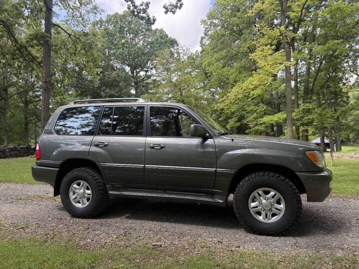 2002 Lexus LX 470 - 2