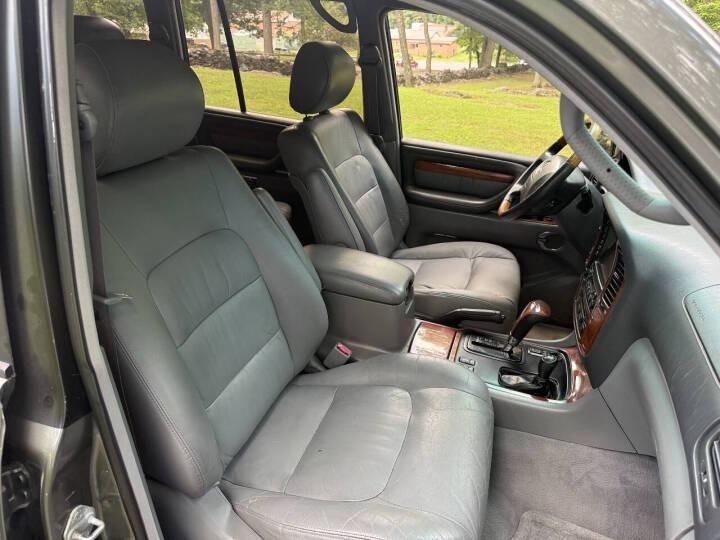 2002 Lexus LX 470