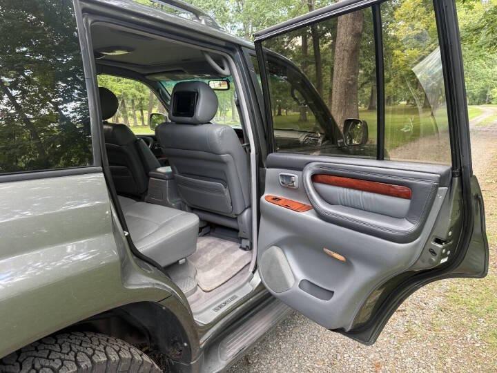 2002 Lexus LX 470