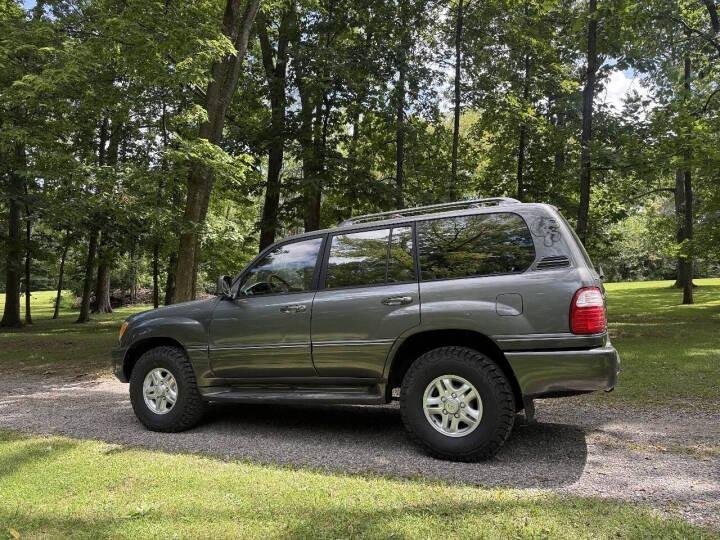 2002 Lexus LX 470 - 5