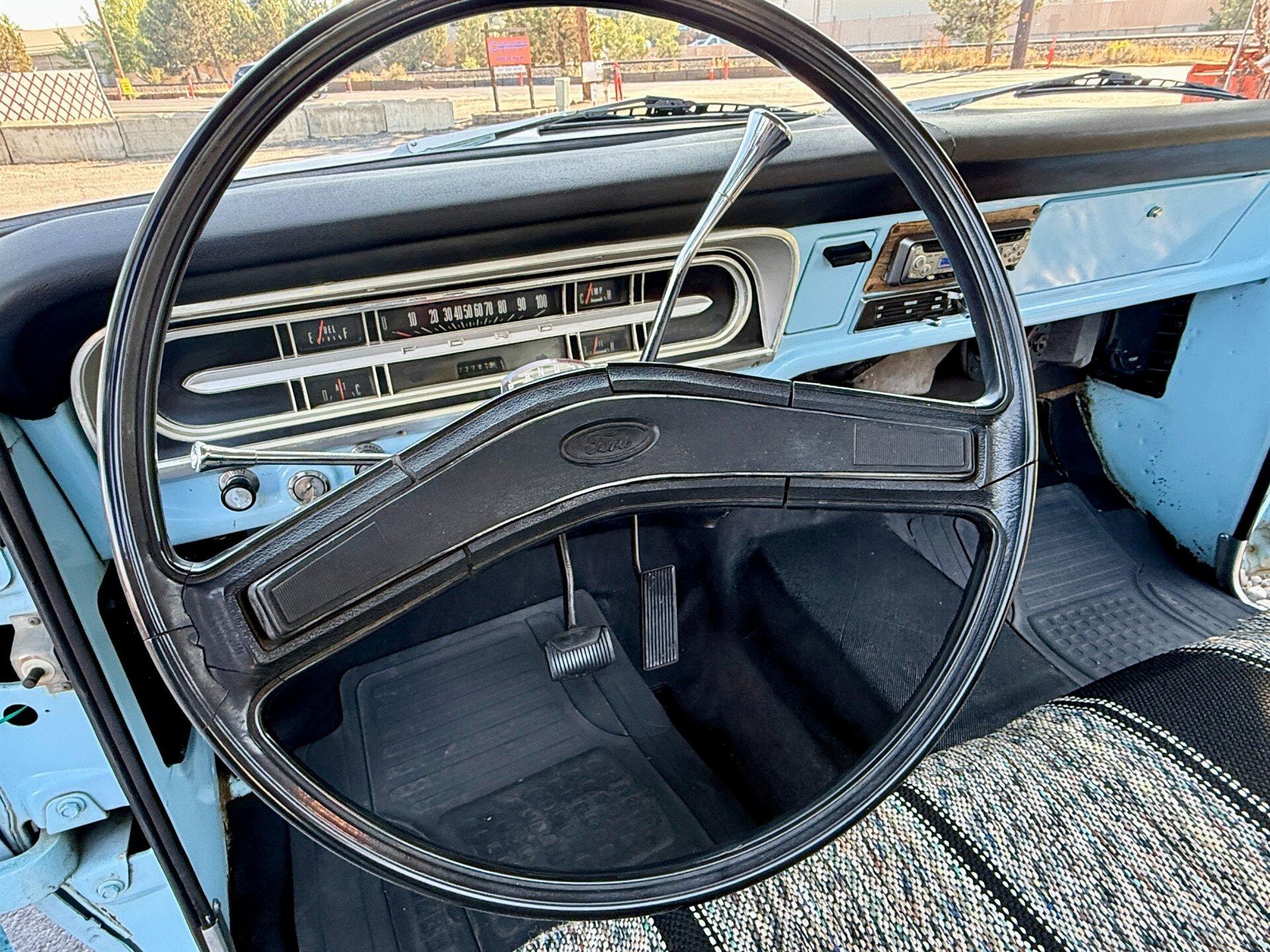 1972 Ford F-250 Camper Special