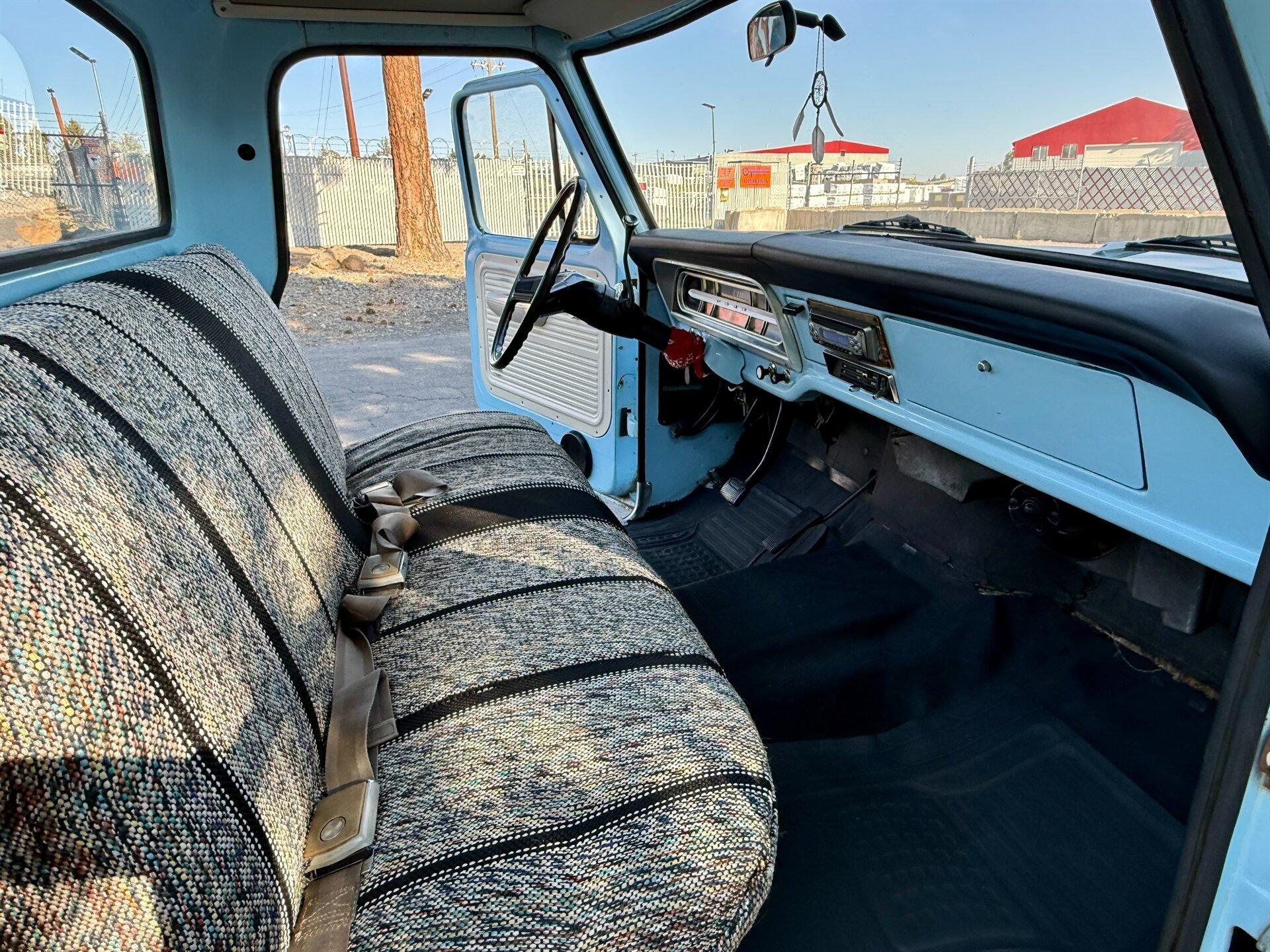 1972 Ford F-250 Camper Special