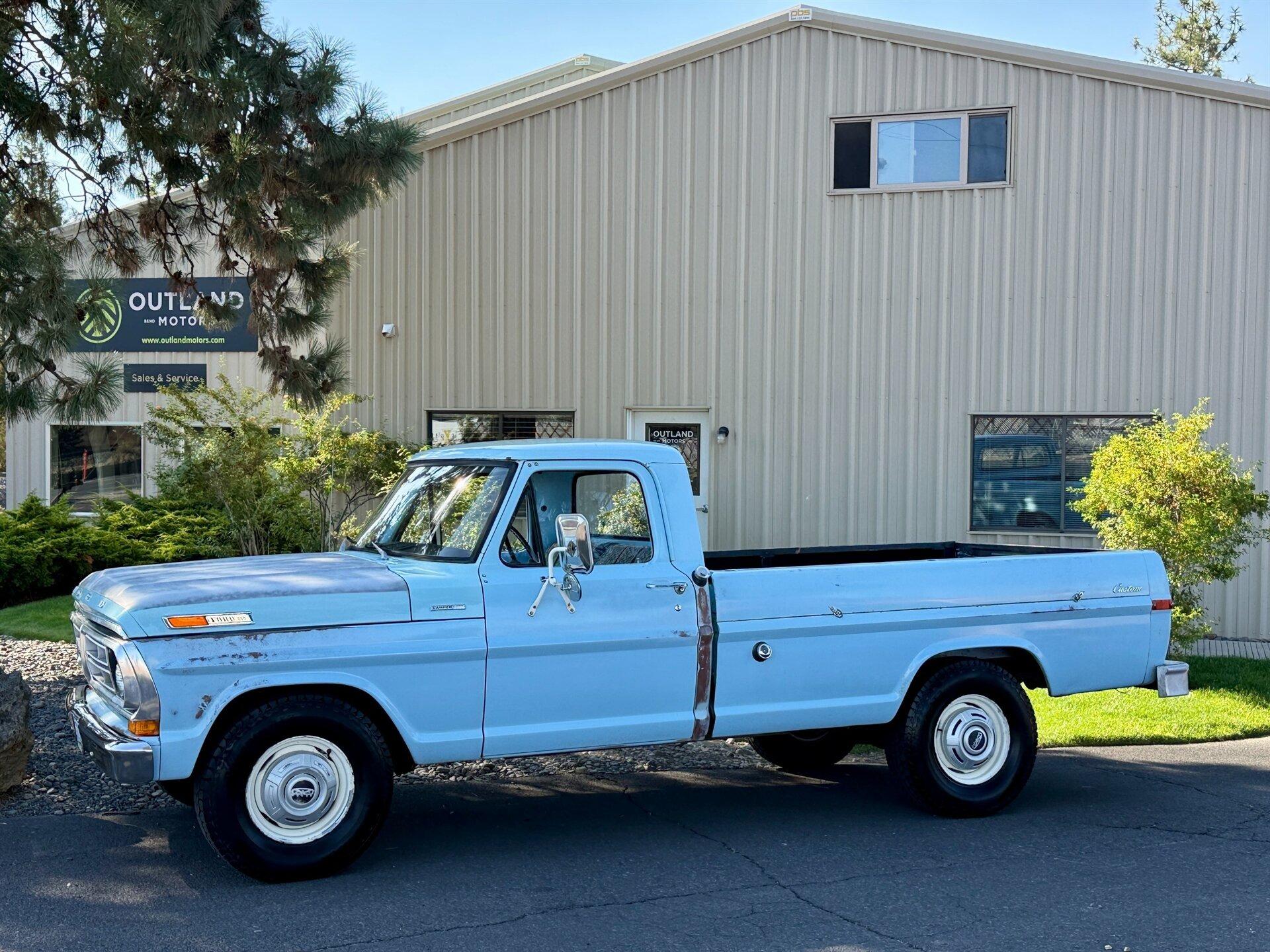 1972 Ford F-250 Camper Special - 3