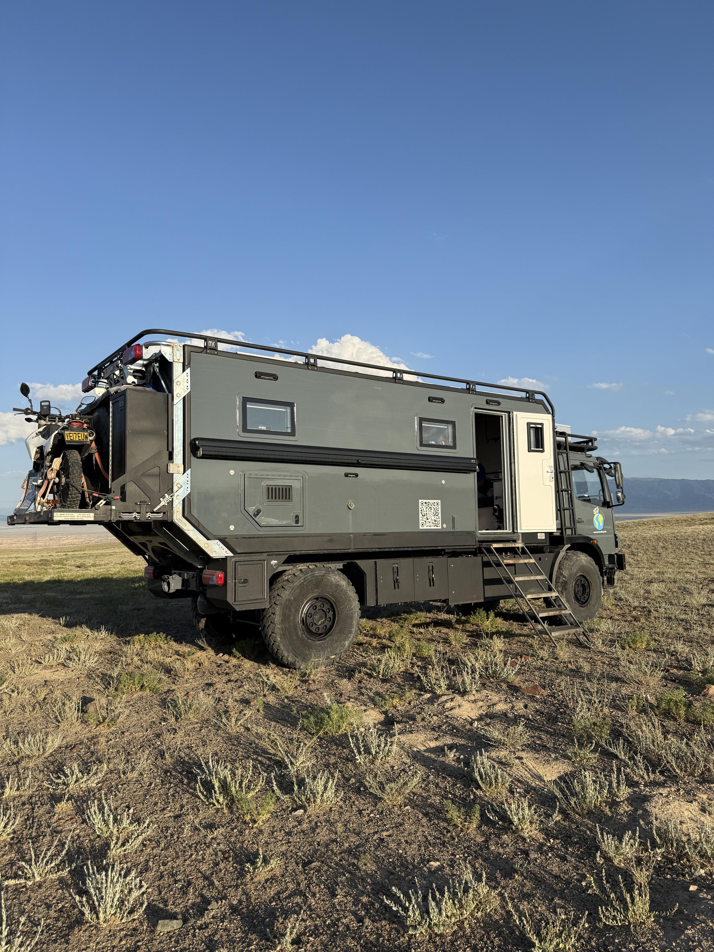 2008 Mercedes-Benz Atego 1017A Expedition Truck