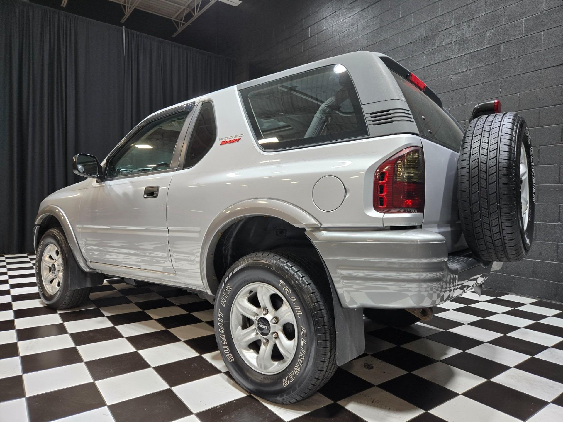 2002 Isuzu Rodeo Sport S
