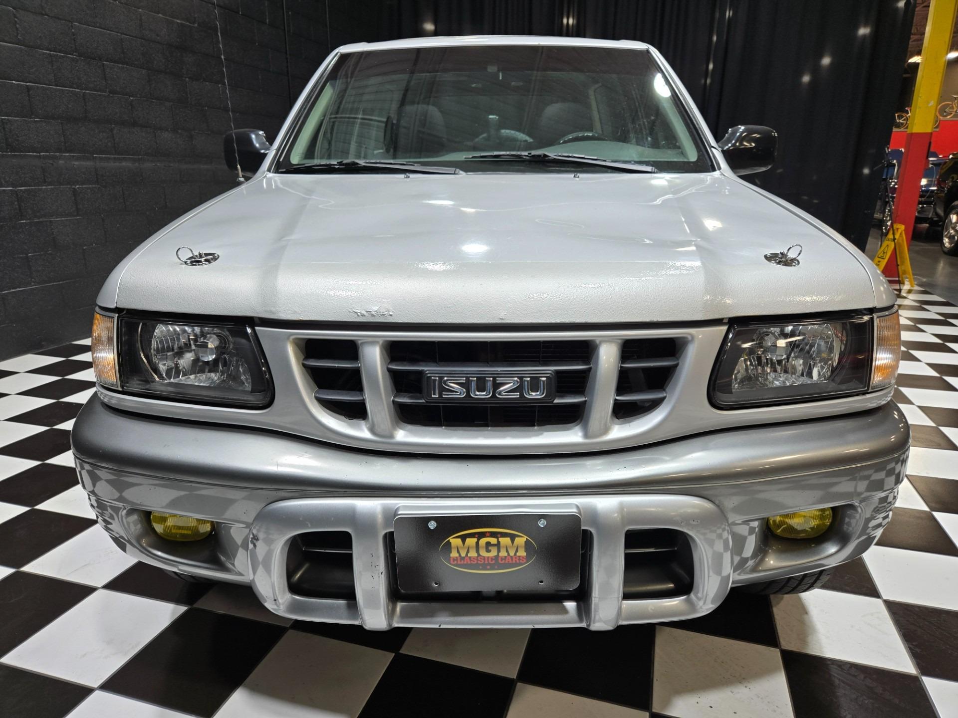 2002 Isuzu Rodeo Sport S