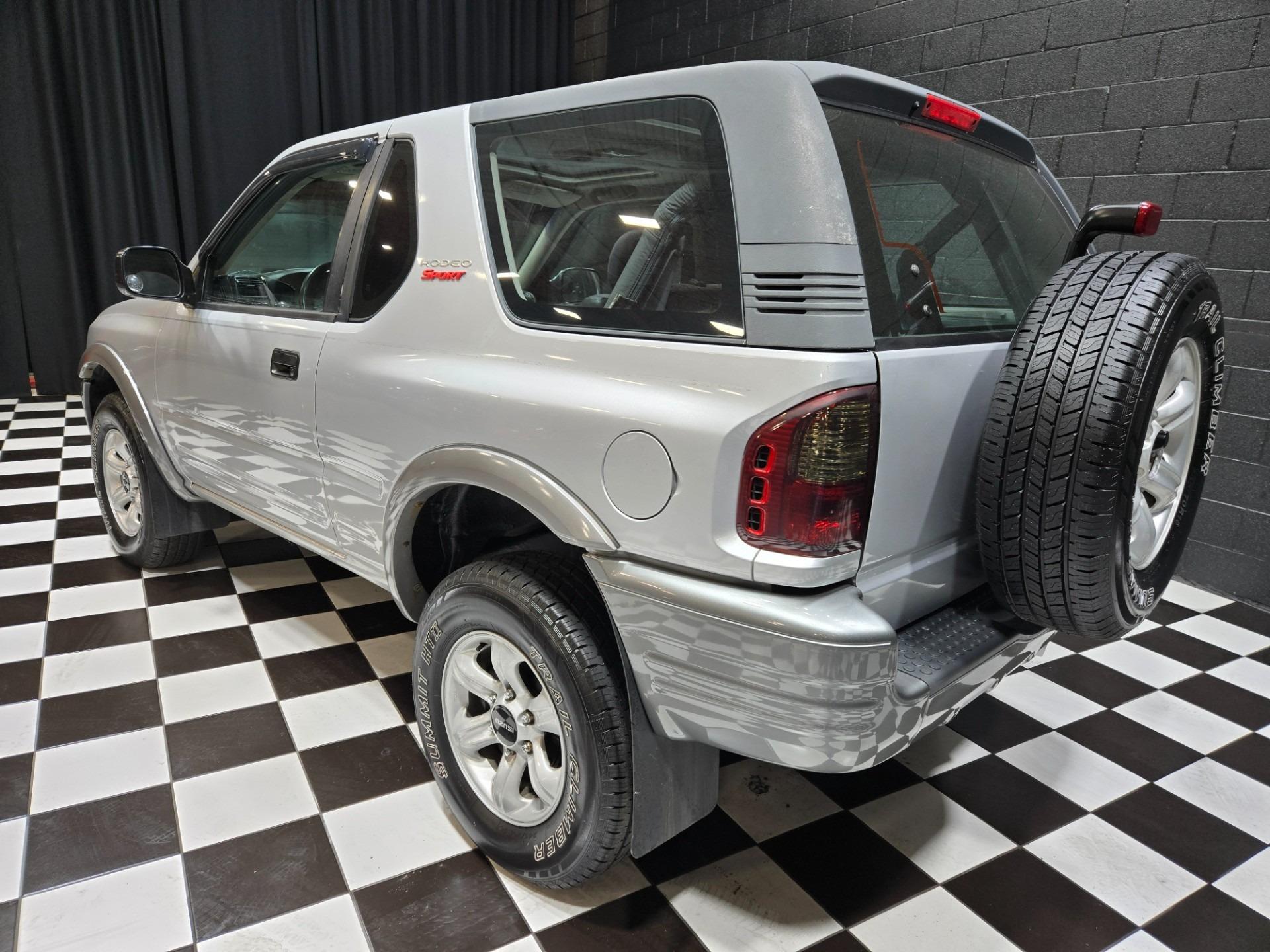 2002 Isuzu Rodeo Sport S