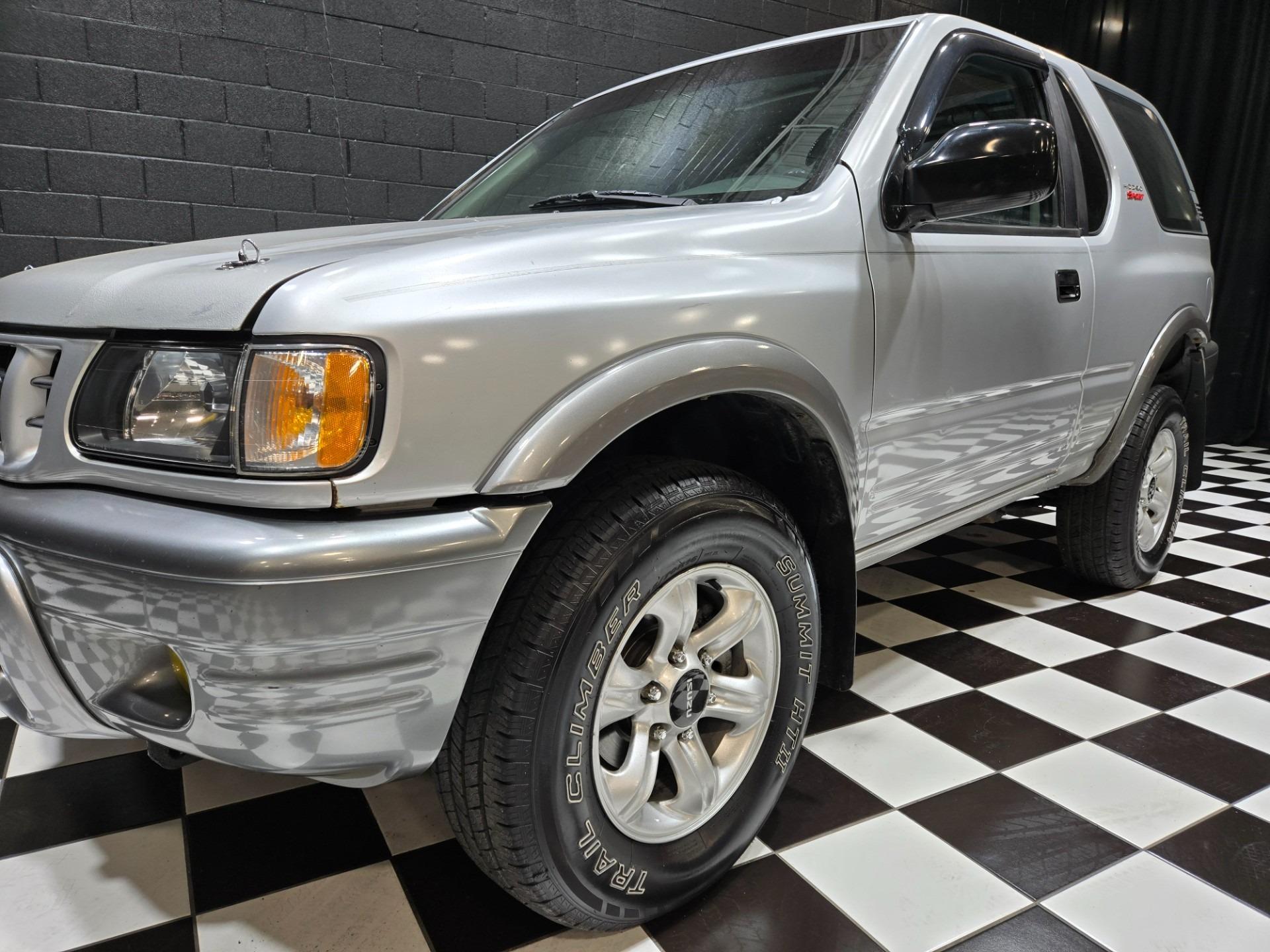 2002 Isuzu Rodeo Sport S