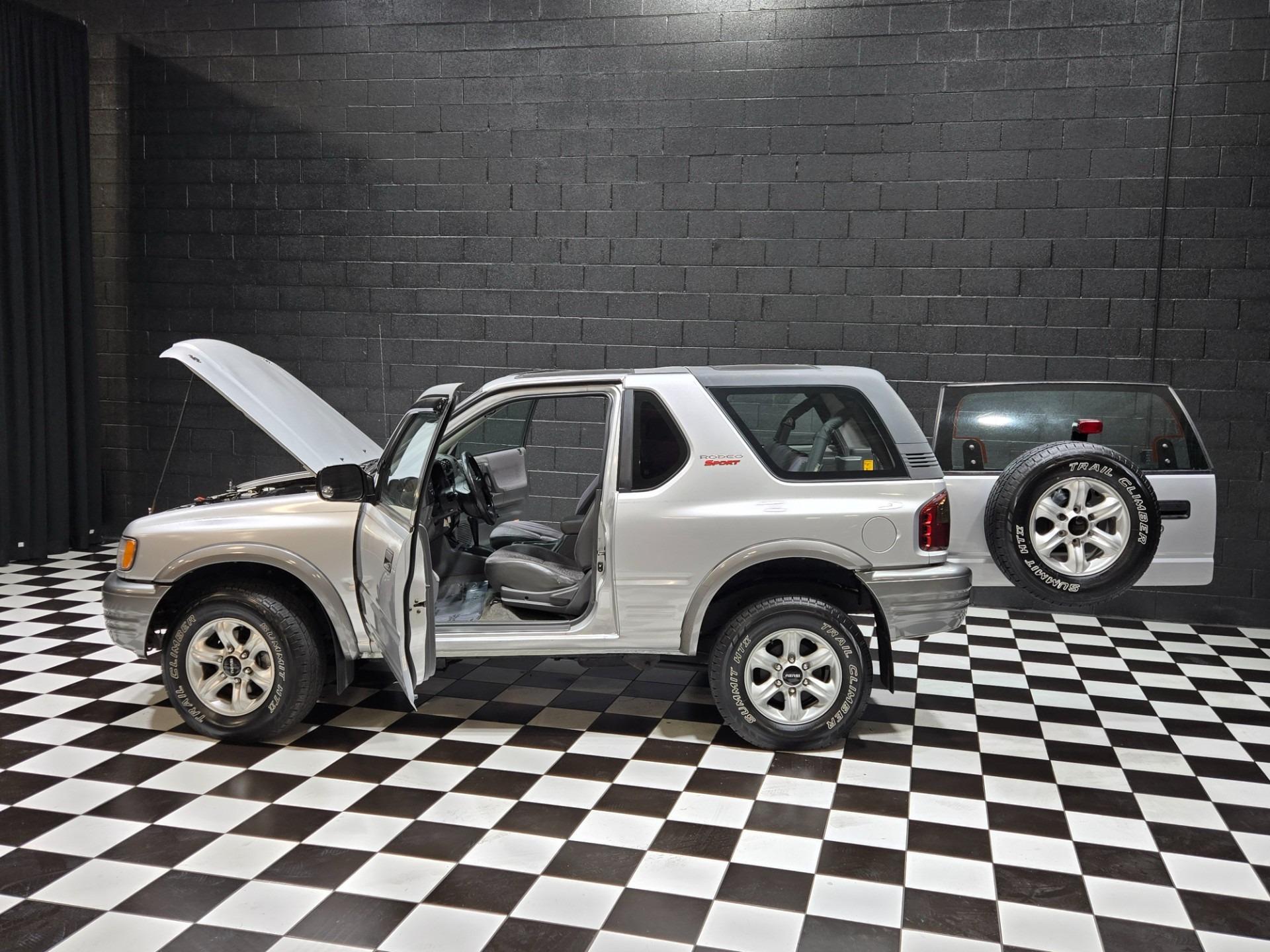 2002 Isuzu Rodeo Sport S
