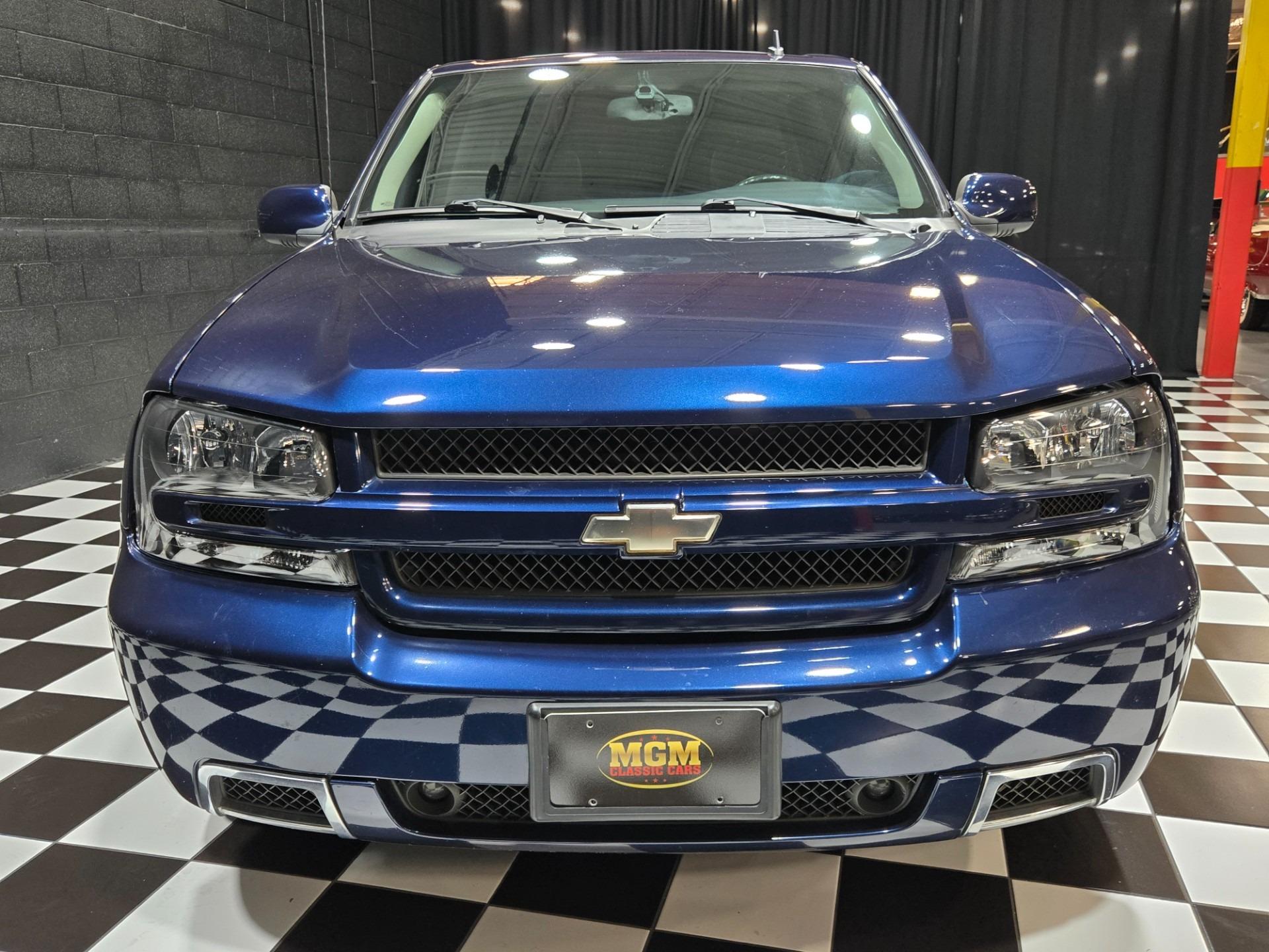 2007 Chevrolet TrailBlazer SS - 3
