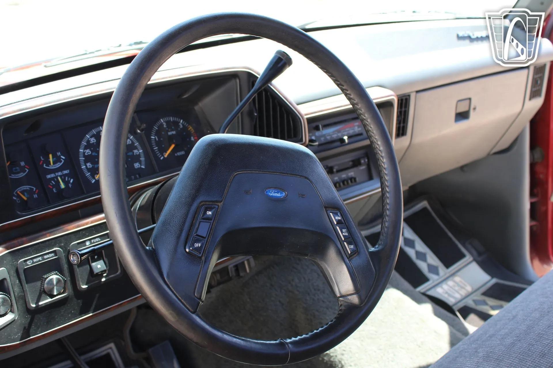 1991 Ford F-250 XLT Lariat