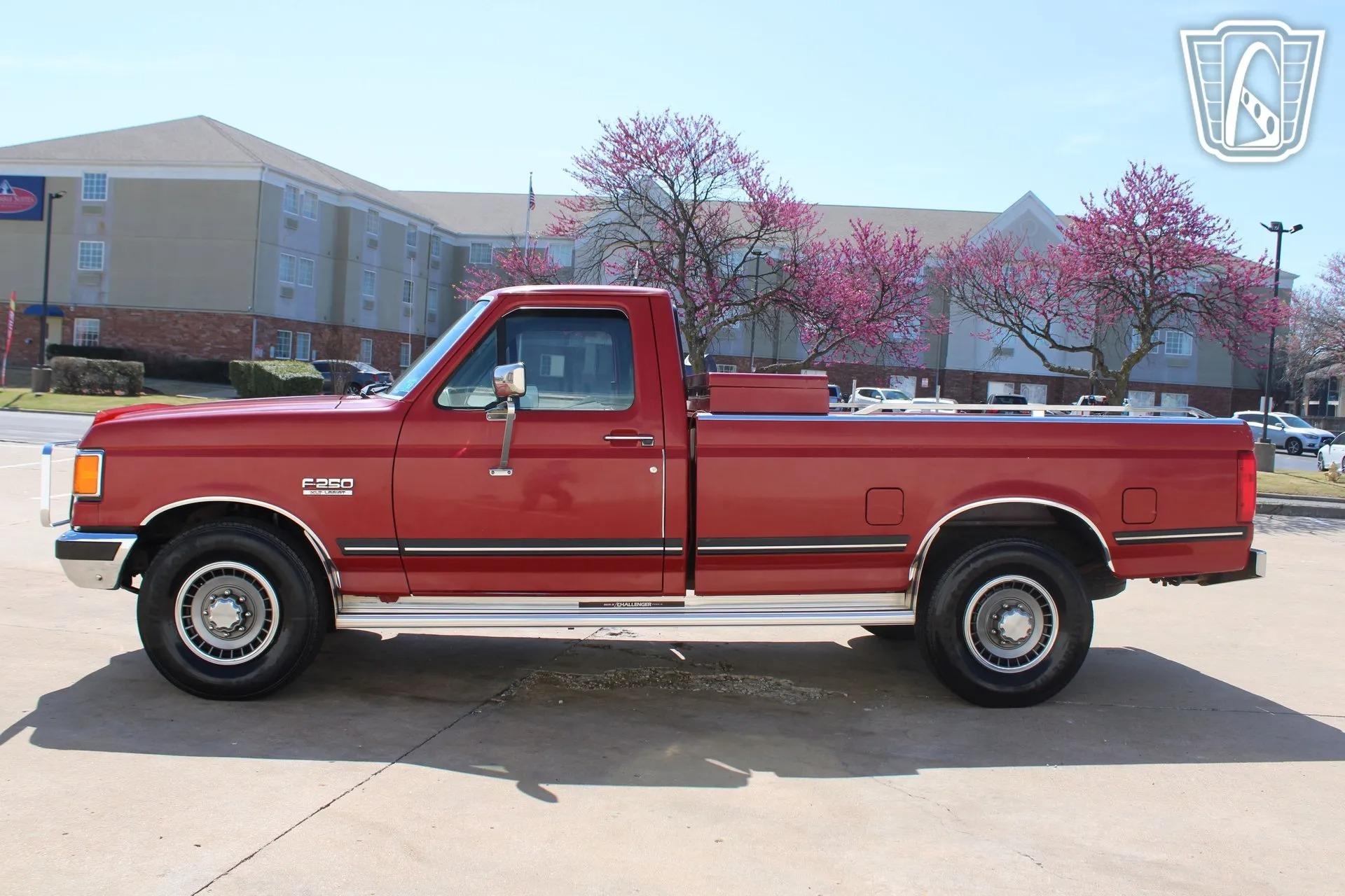 1991 Ford F-250 XLT Lariat - 5