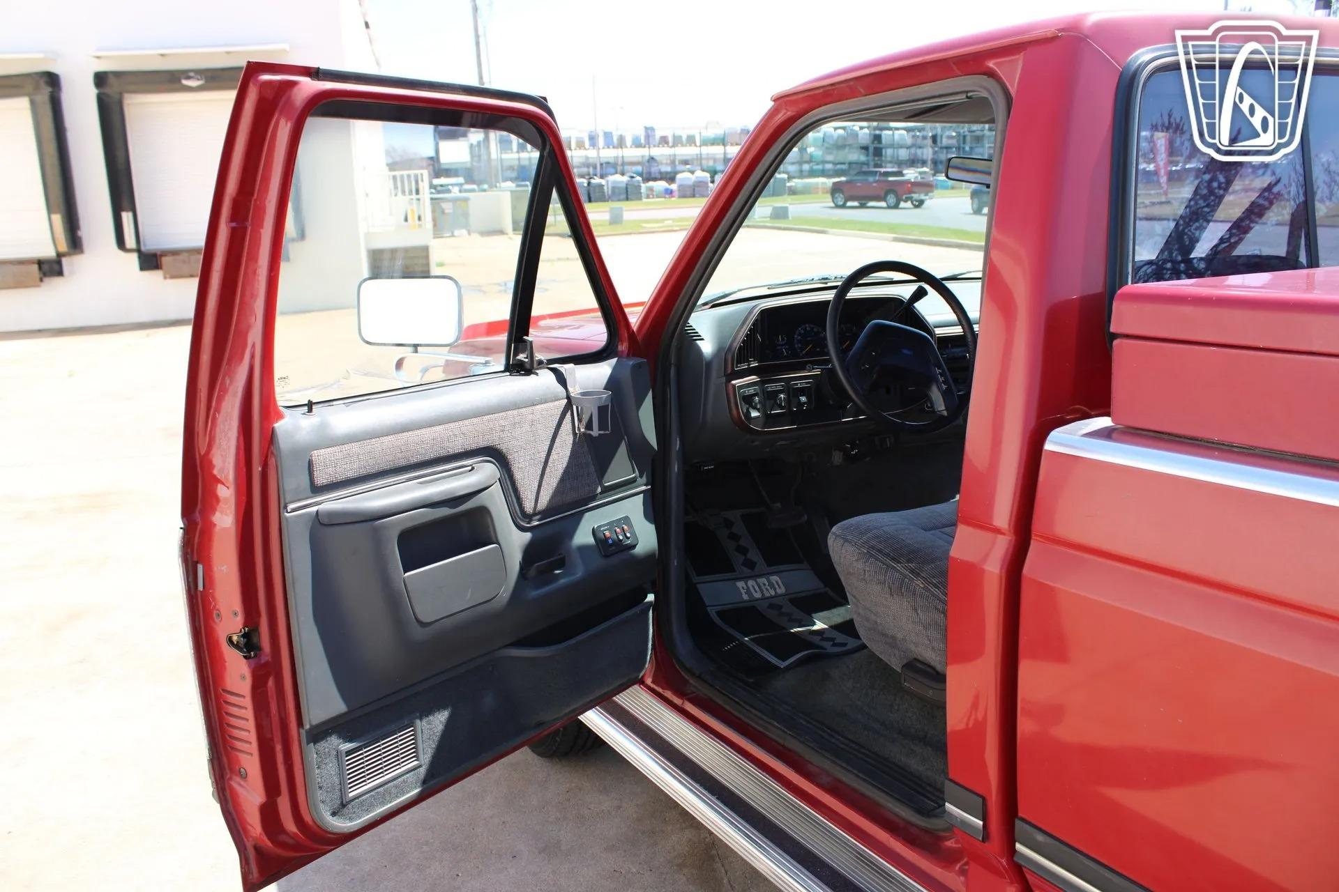 1991 Ford F-250 XLT Lariat