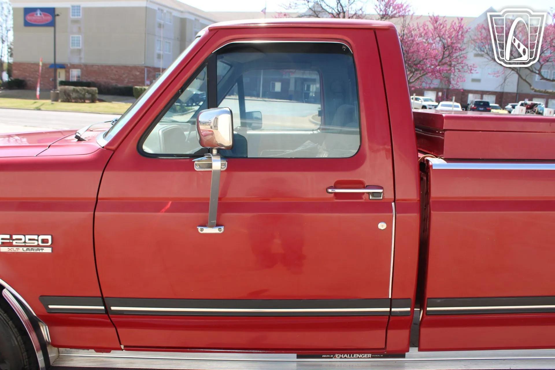 1991 Ford F-250 XLT Lariat