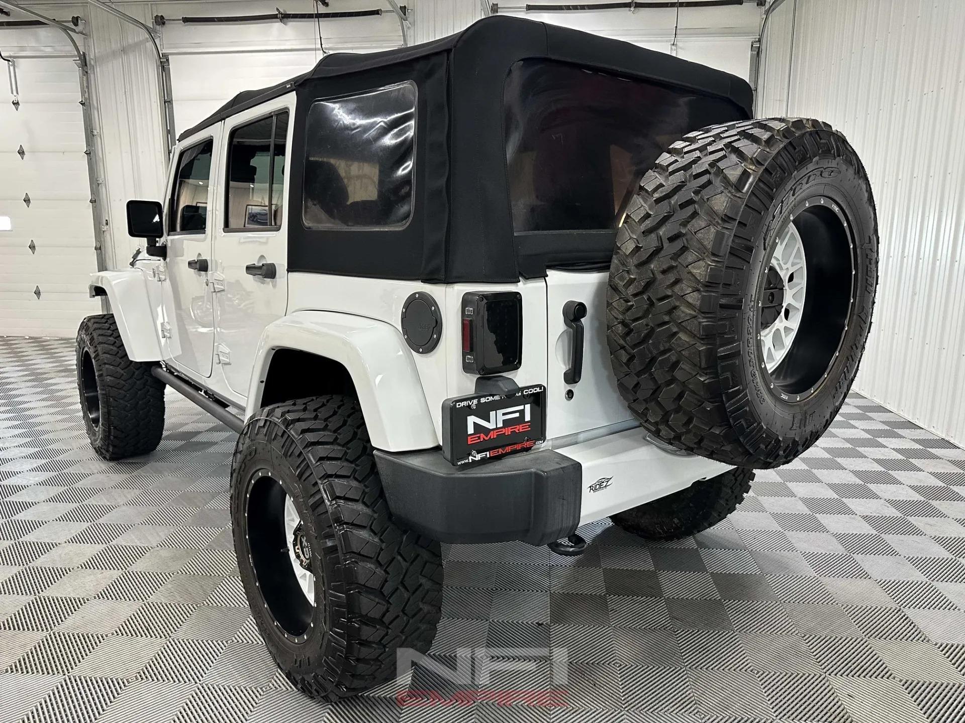 2016 Jeep Wrangler Unlimited Sahara