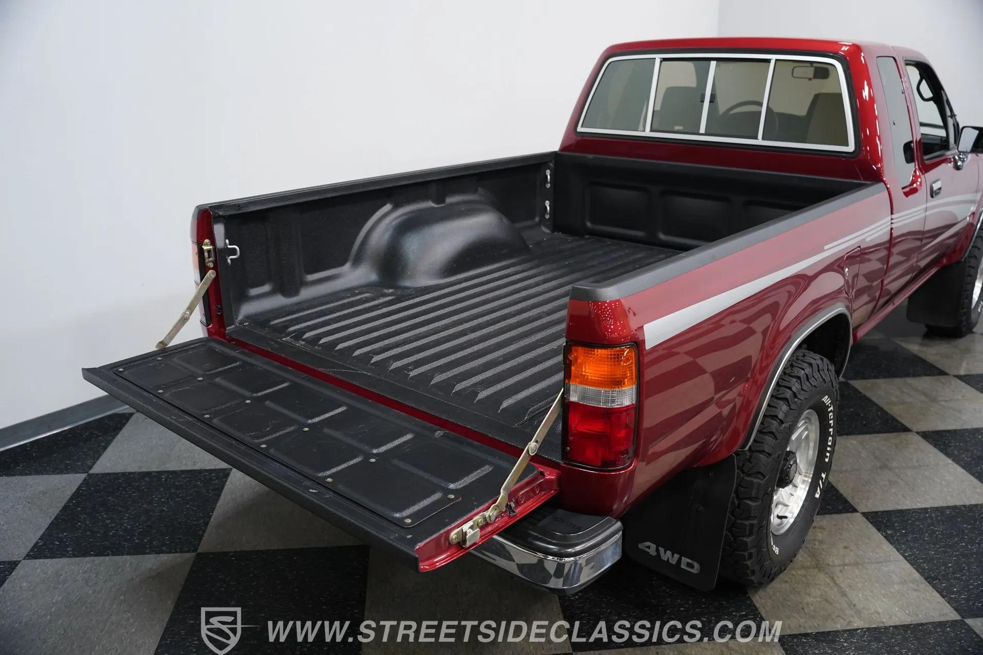 1993 Toyota Pickup XCAB SR5 4x4