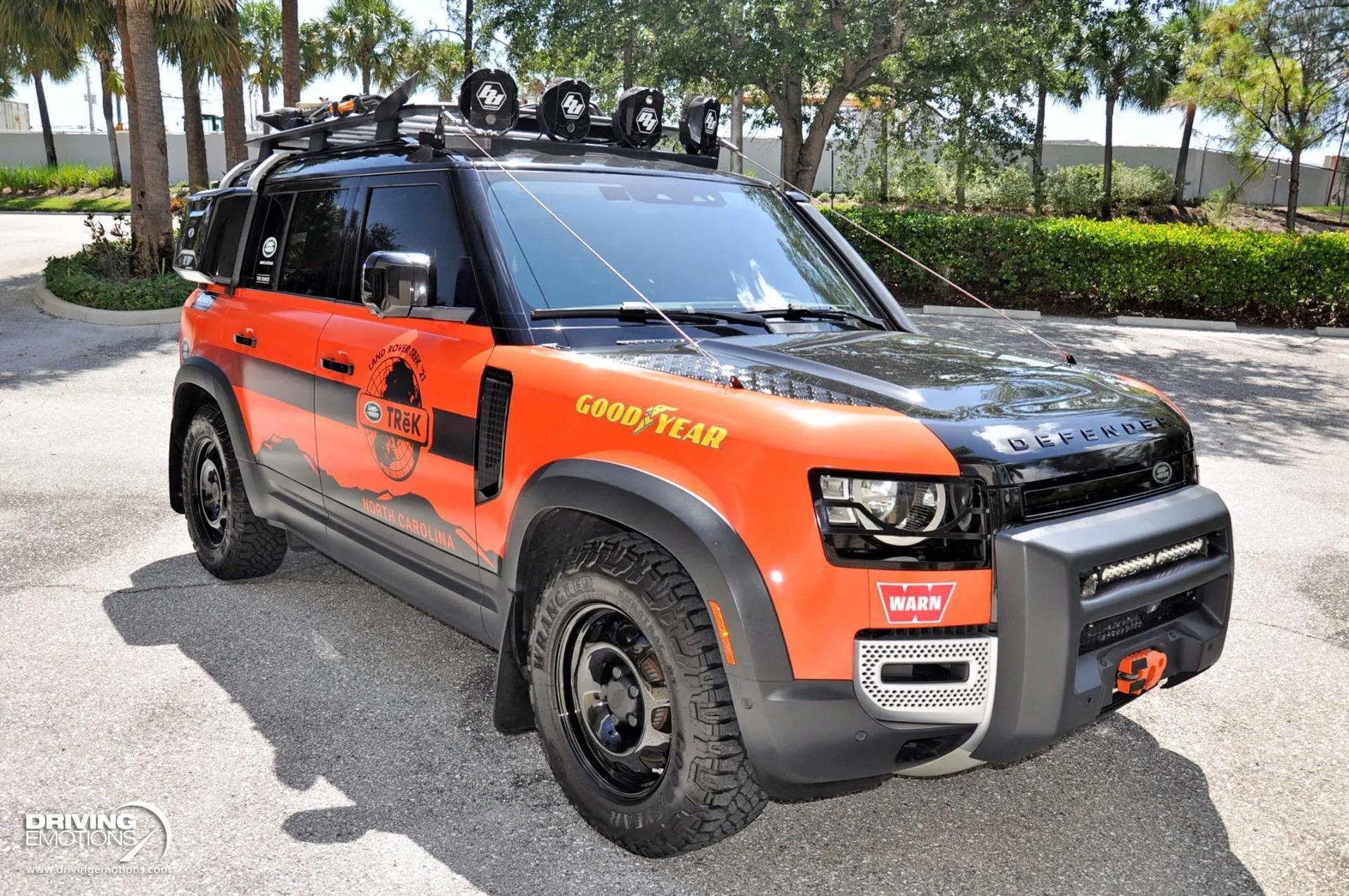 2022 Land Rover Defender 110 S TReK