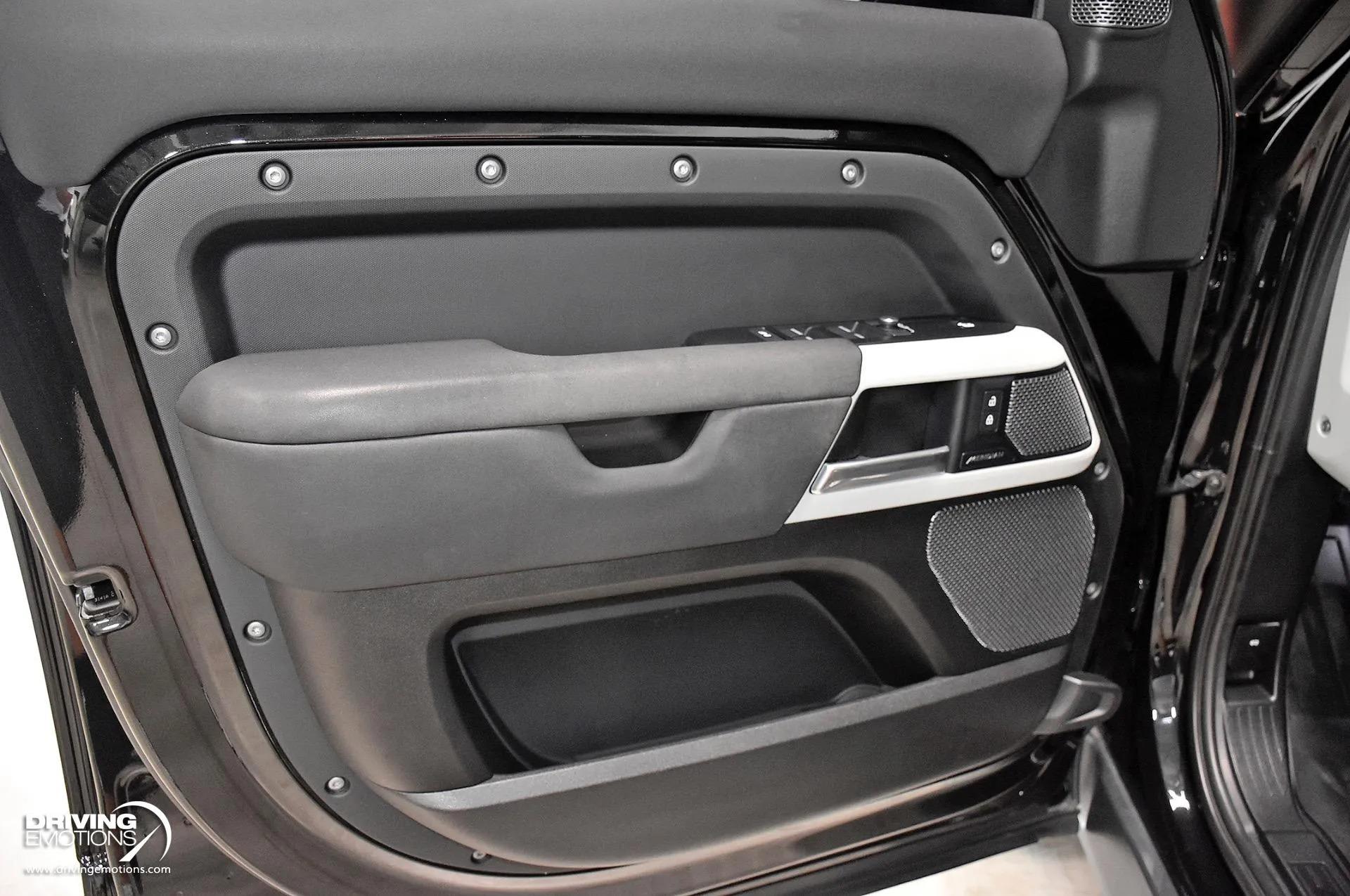 2022 Land Rover Defender 110 S TReK