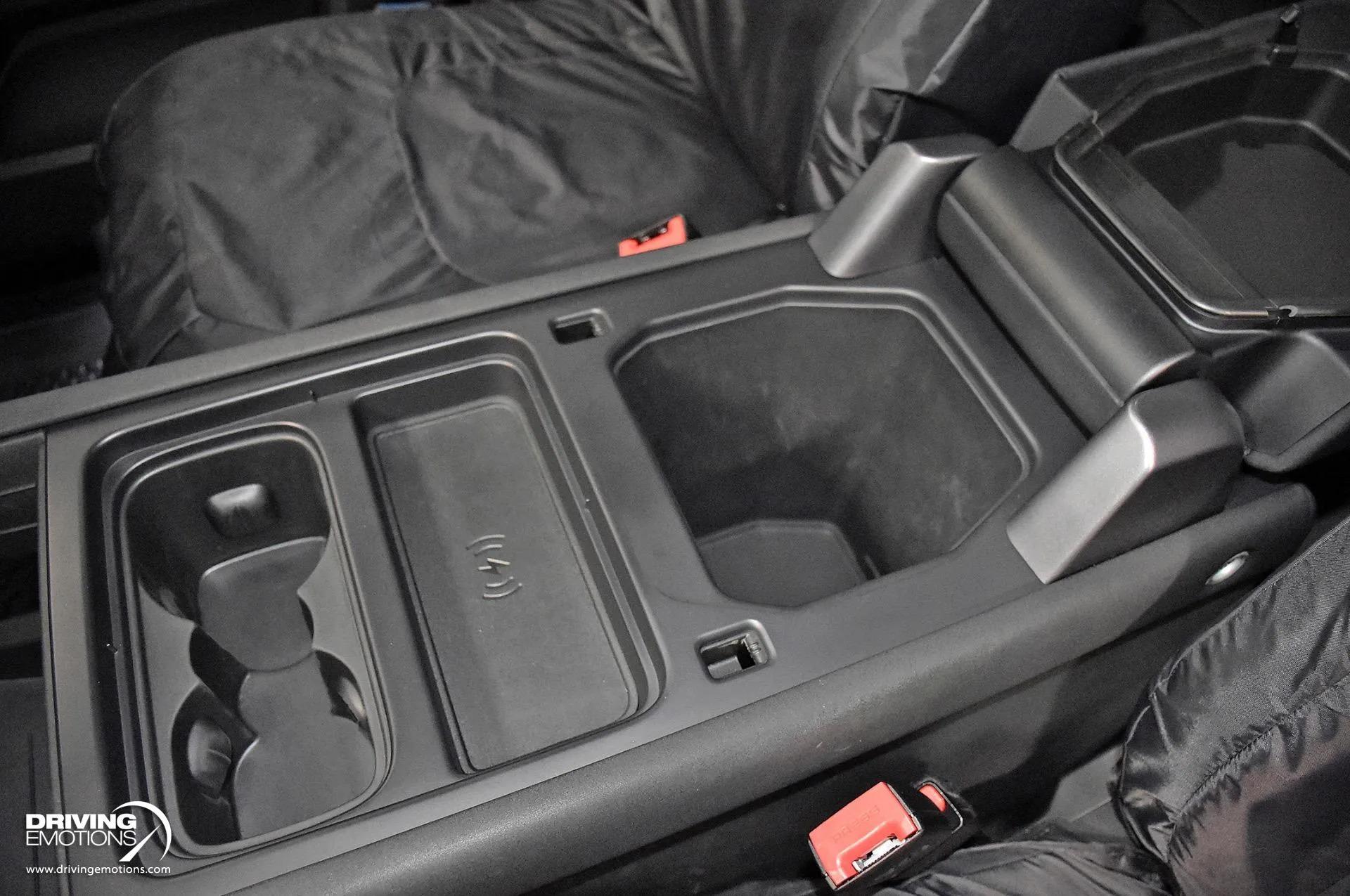 2022 Land Rover Defender 110 S TReK