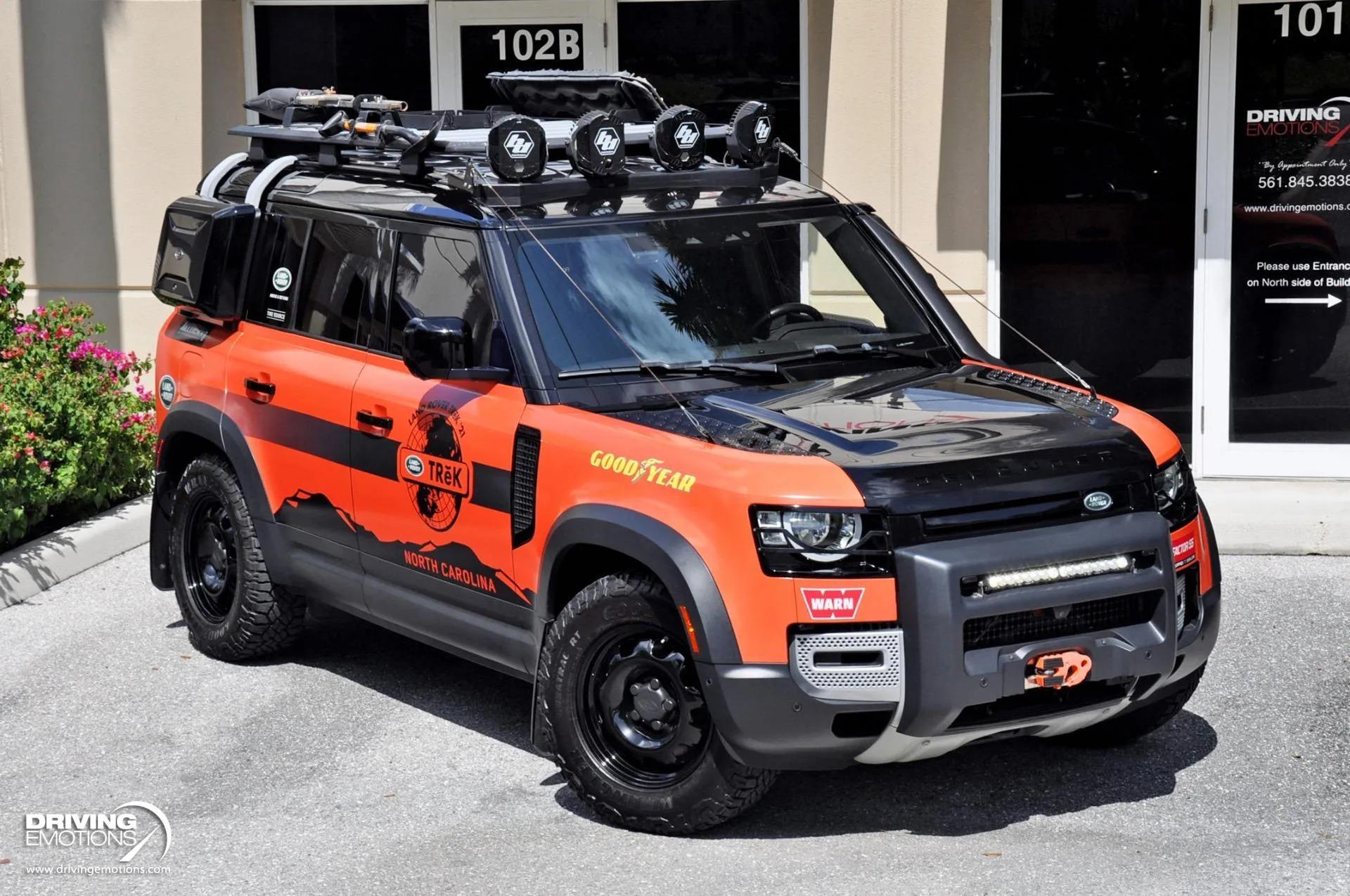 2022 Land Rover Defender 110 S TReK