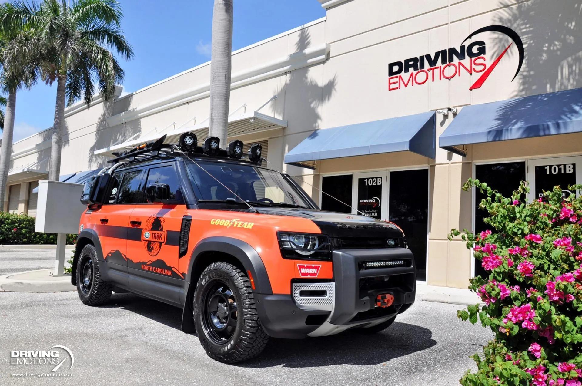 2022 Land Rover Defender 110 S TReK