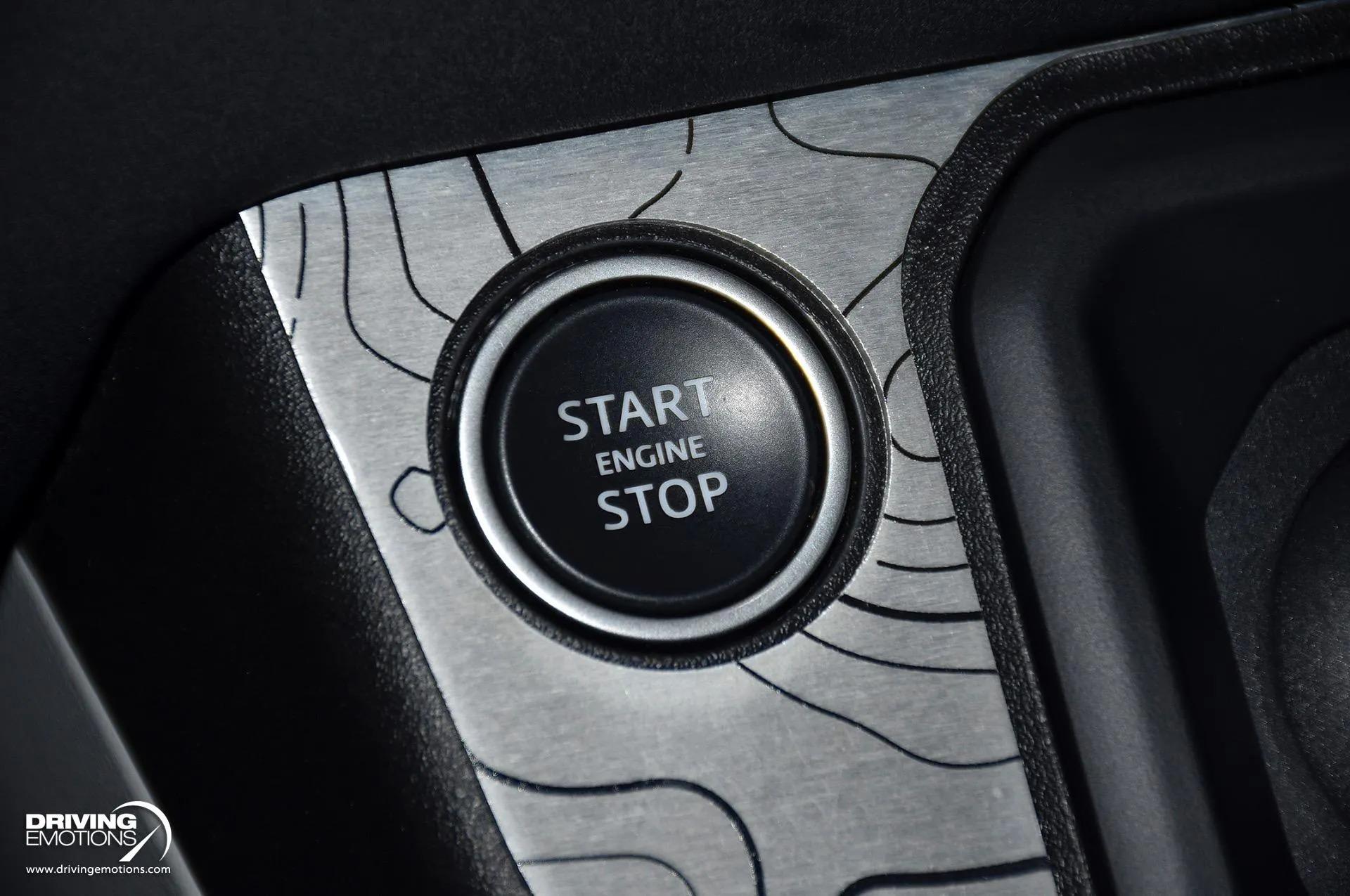 2022 Land Rover Defender 110 S TReK