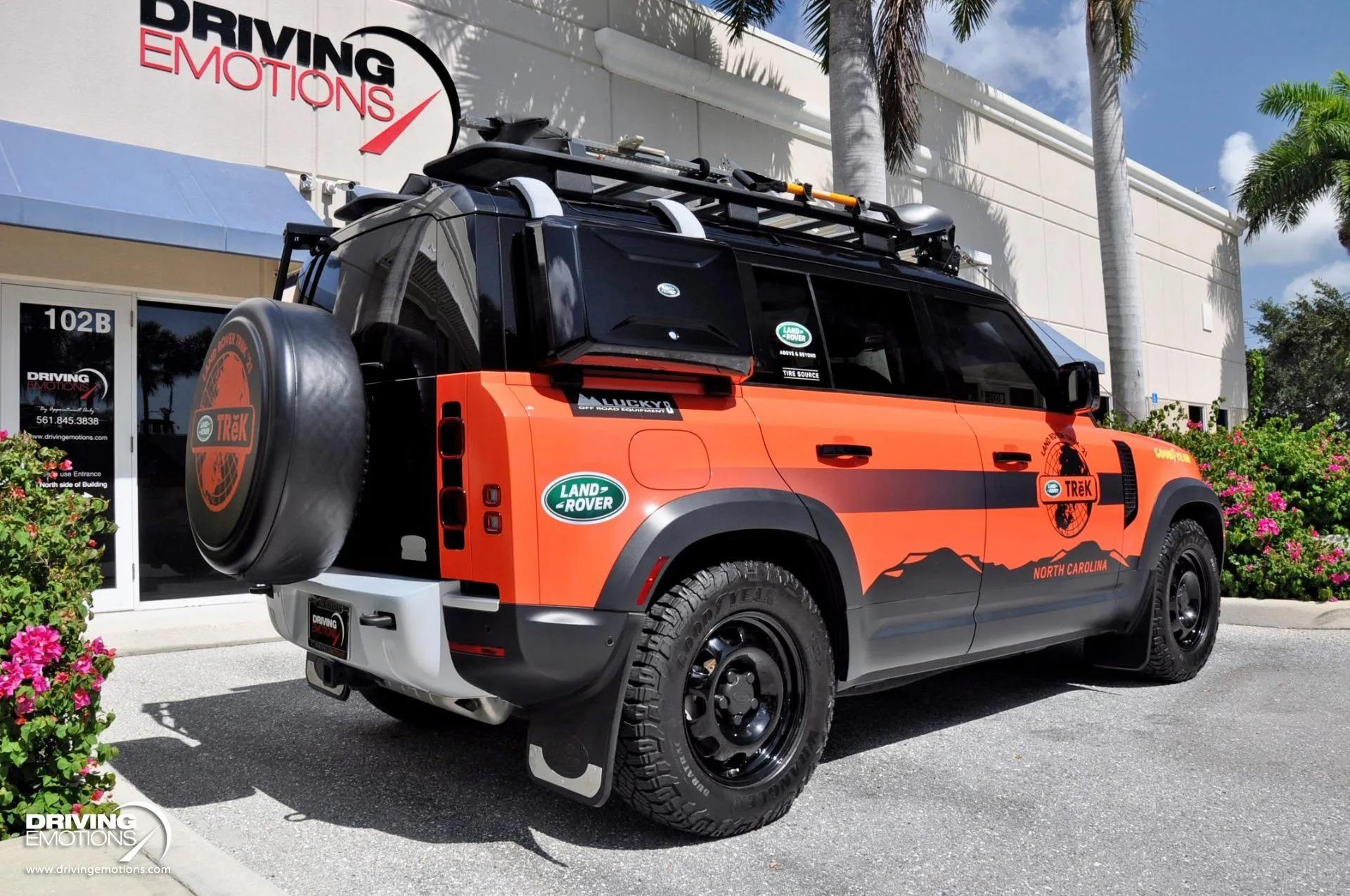 2022 Land Rover Defender 110 S TReK