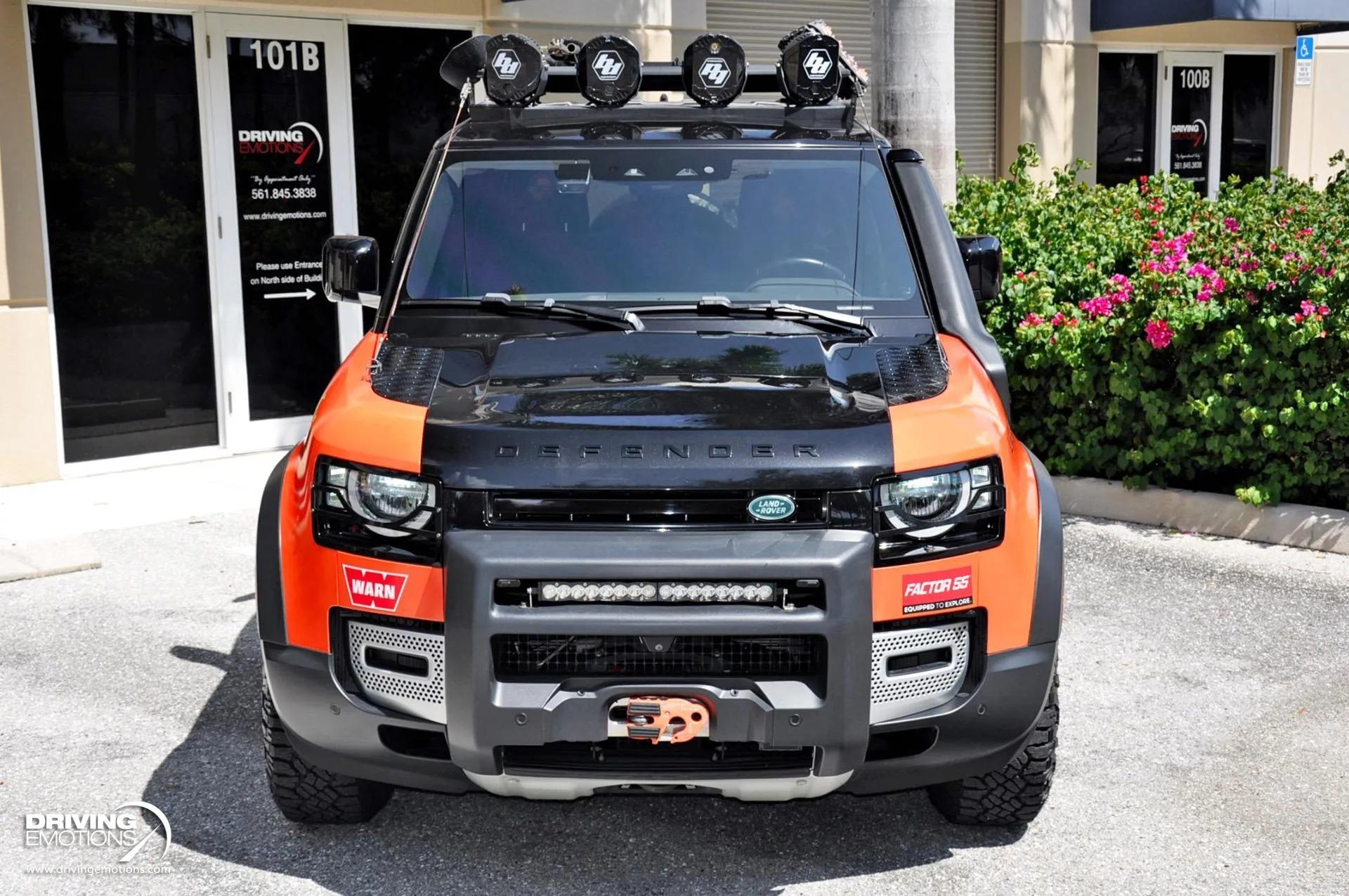 2022 Land Rover Defender 110 S TReK