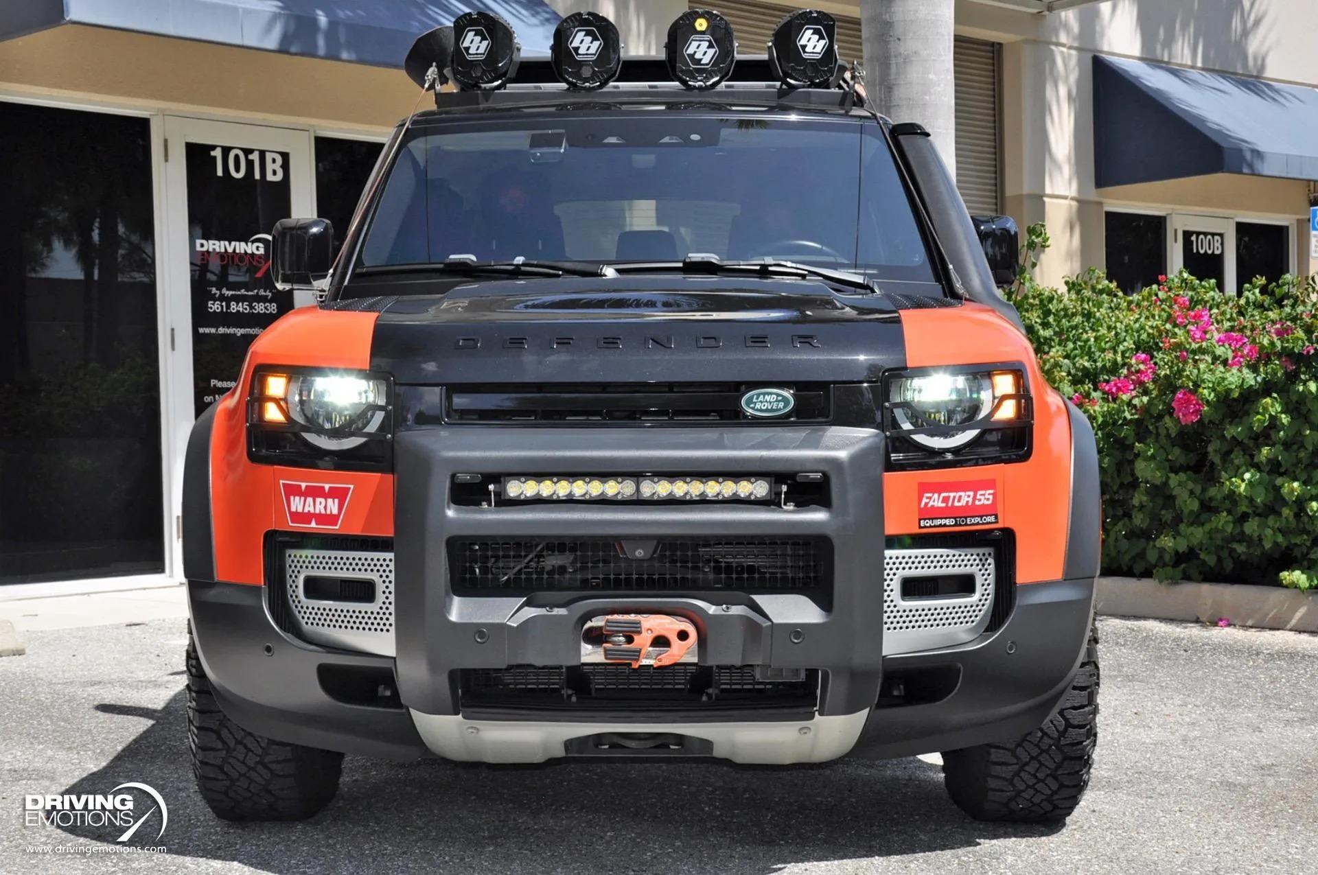 2022 Land Rover Defender 110 S TReK