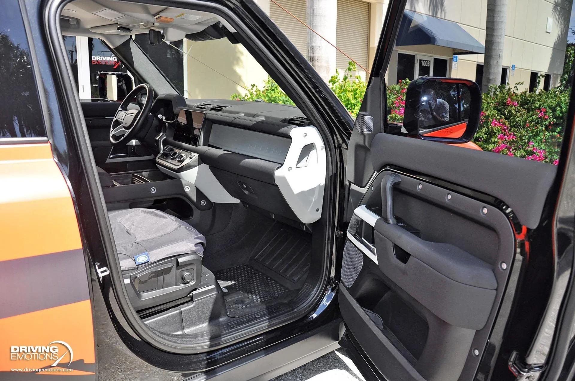 2022 Land Rover Defender 110 S TReK
