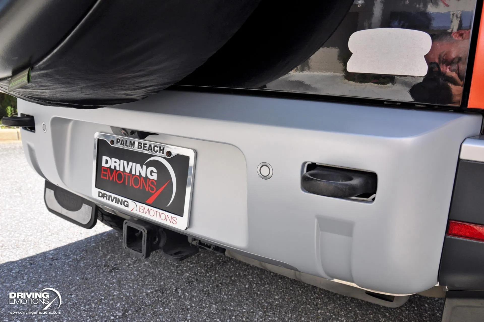 2022 Land Rover Defender 110 S TReK