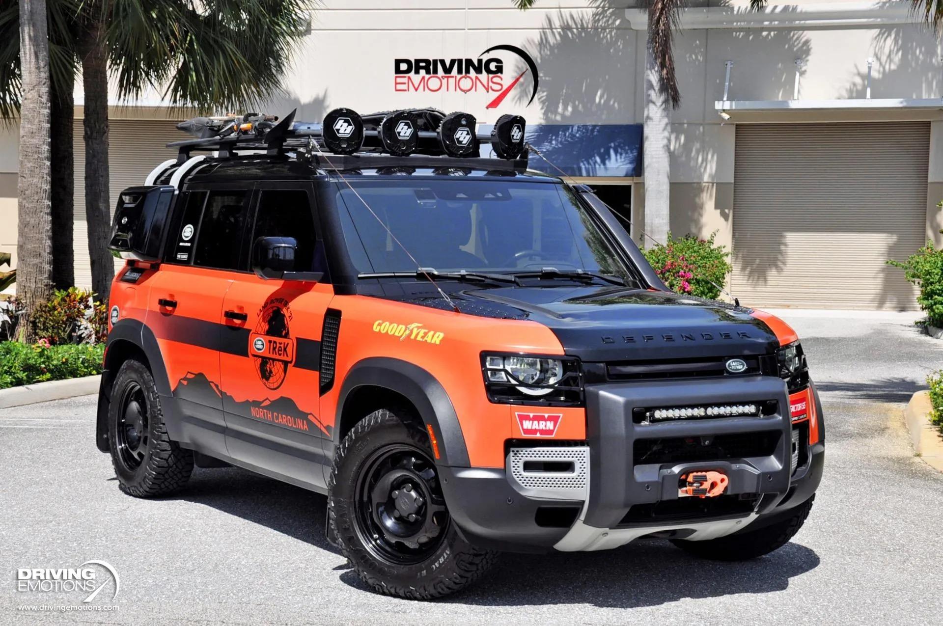 2022 Land Rover Defender 110 S TReK
