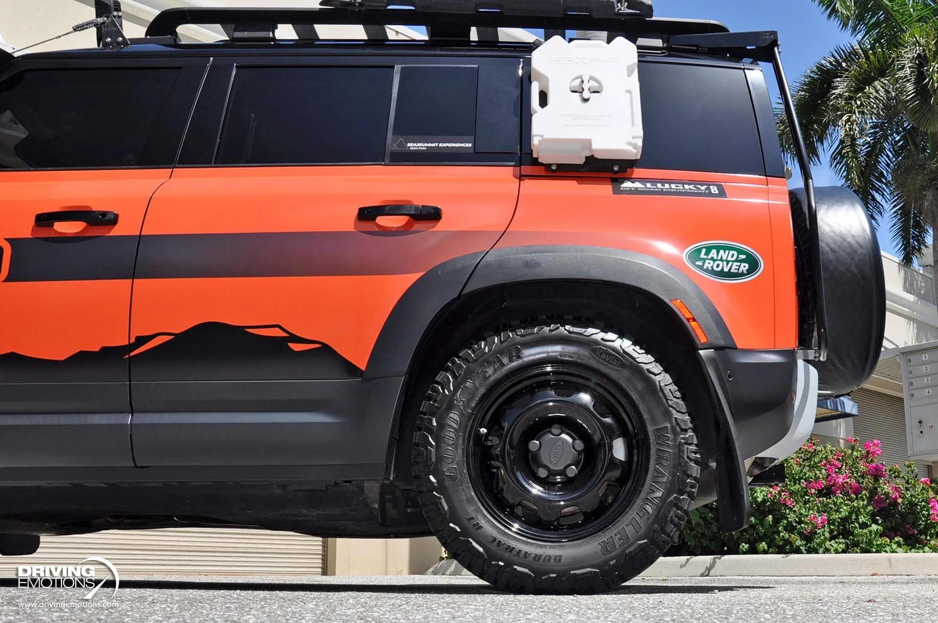 2022 Land Rover Defender 110 S TReK
