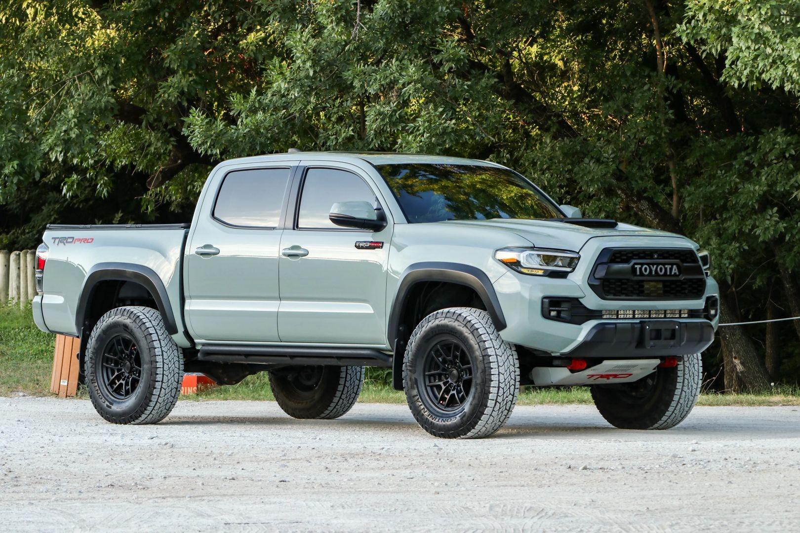  Toyota Tacoma