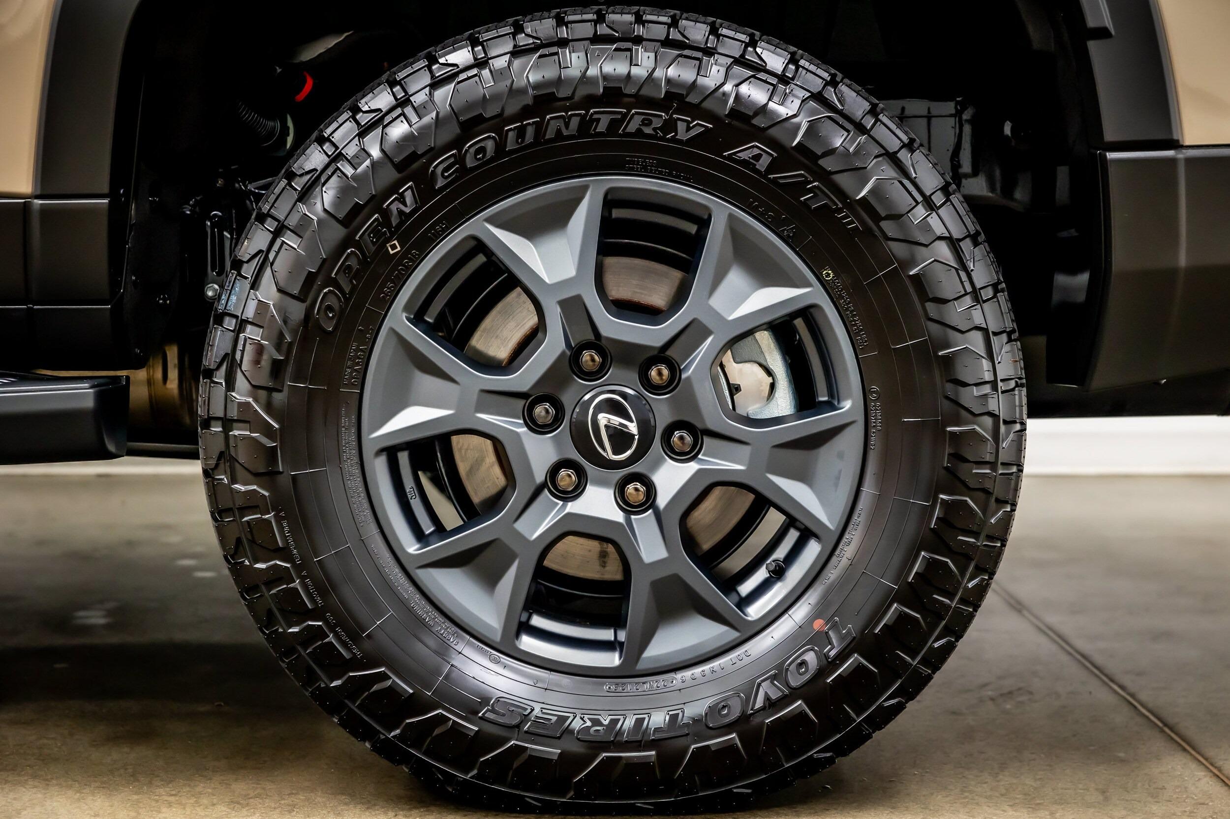 2025 Lexus GX 550 Overtrail+
