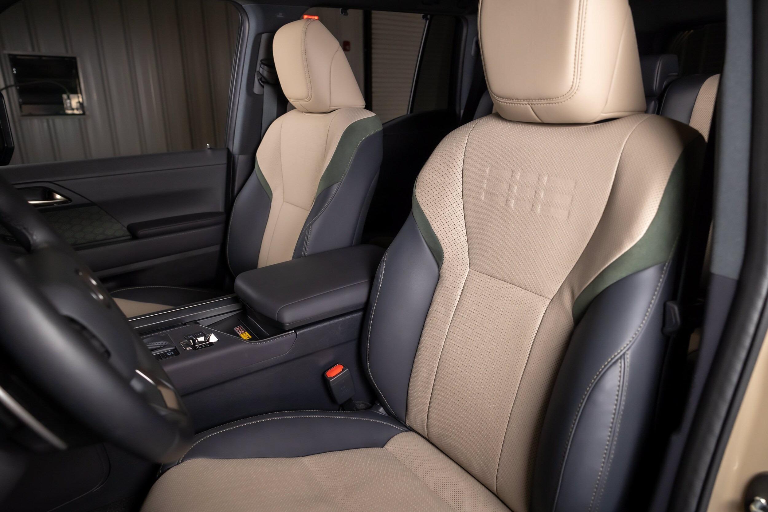 2025 Lexus GX 550 Overtrail+ - 4