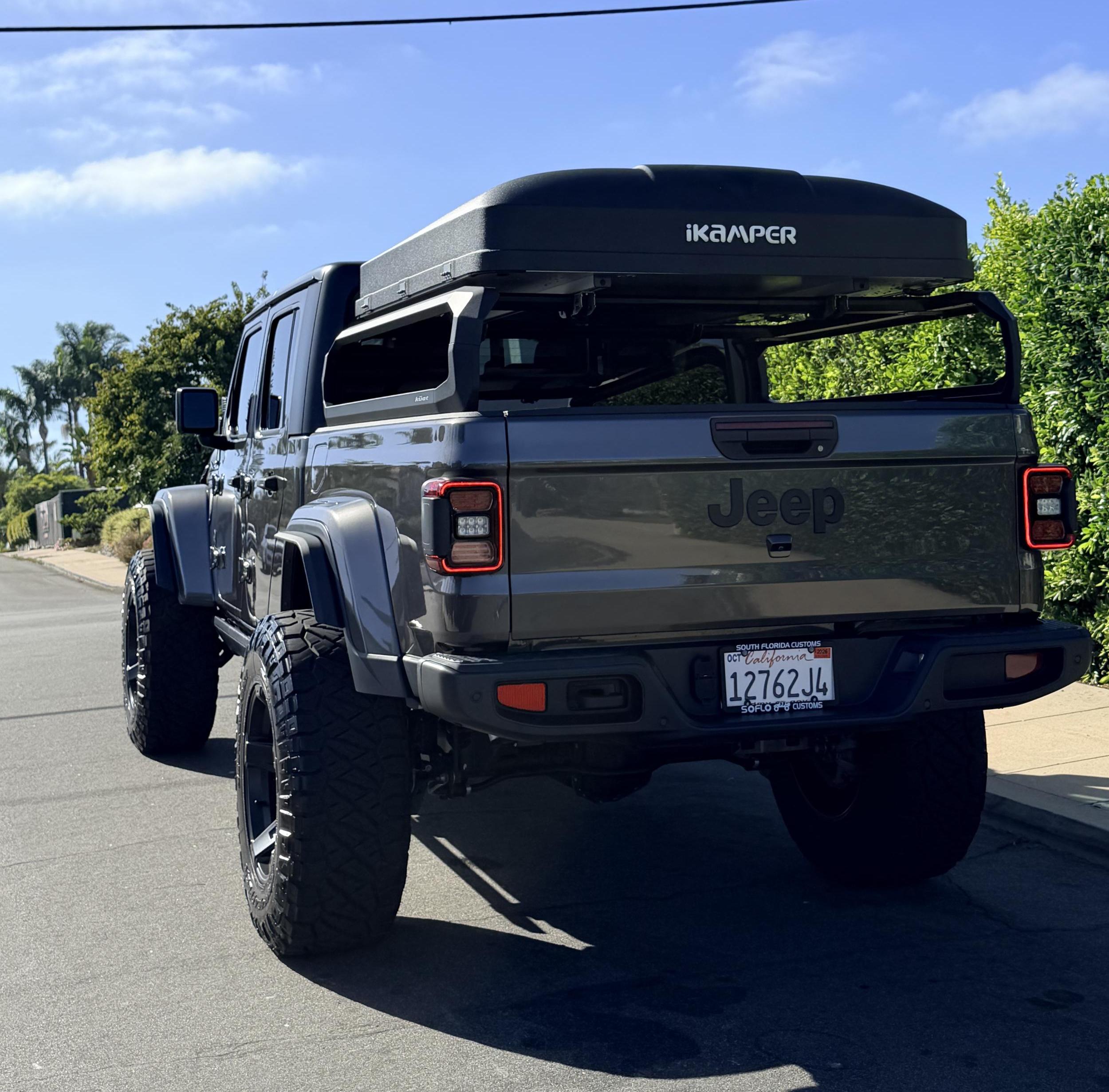 2025 Jeep Gladiator Sport S - 4