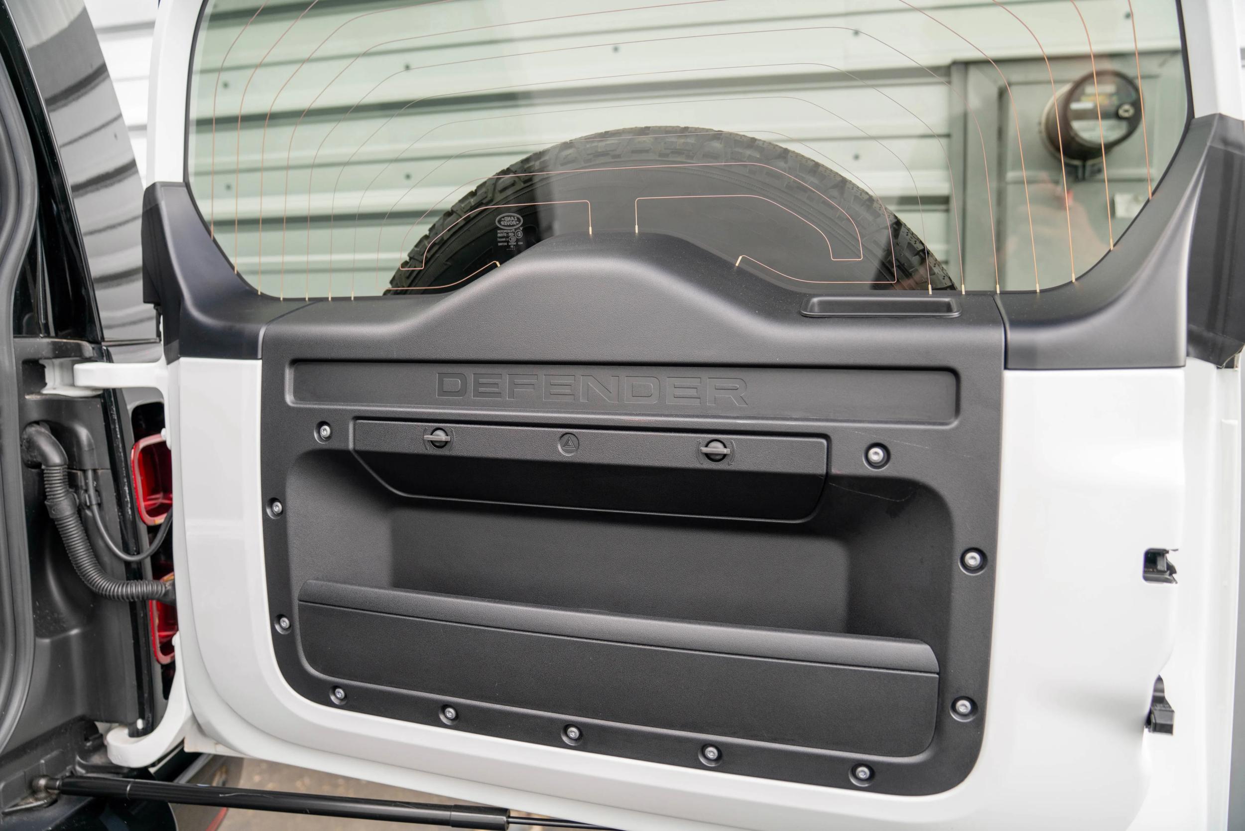 2022 Land Rover Defender 90 X-Dynamic S