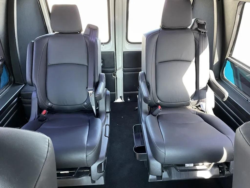 1989 Ford Econoline E-150 Cargo Van