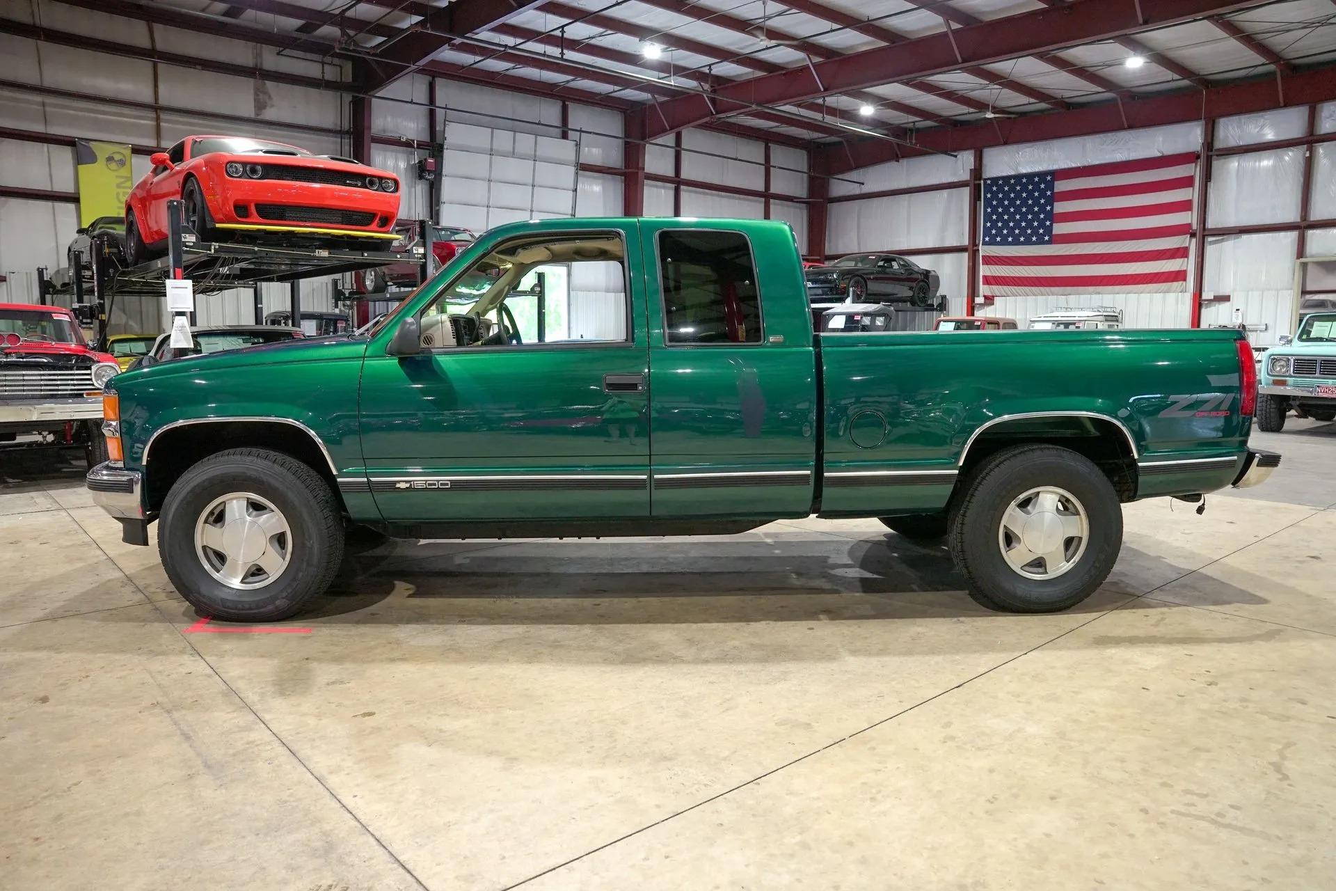54k-Mile 1997 Chevrolet 1500 Silverado - 3